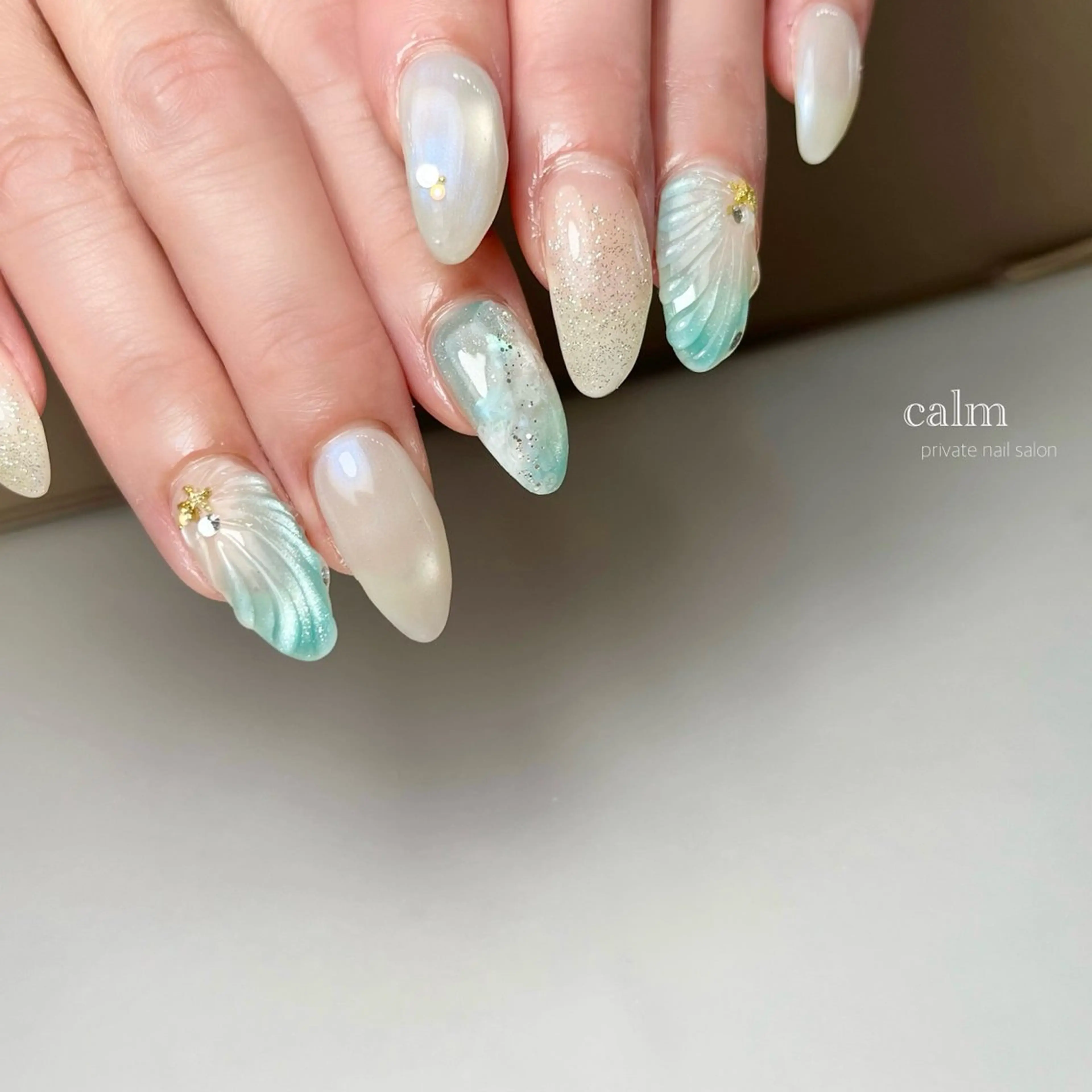 ネイル ハンドネイル calm 〔ｶｰﾑ〕のネイルデザイン