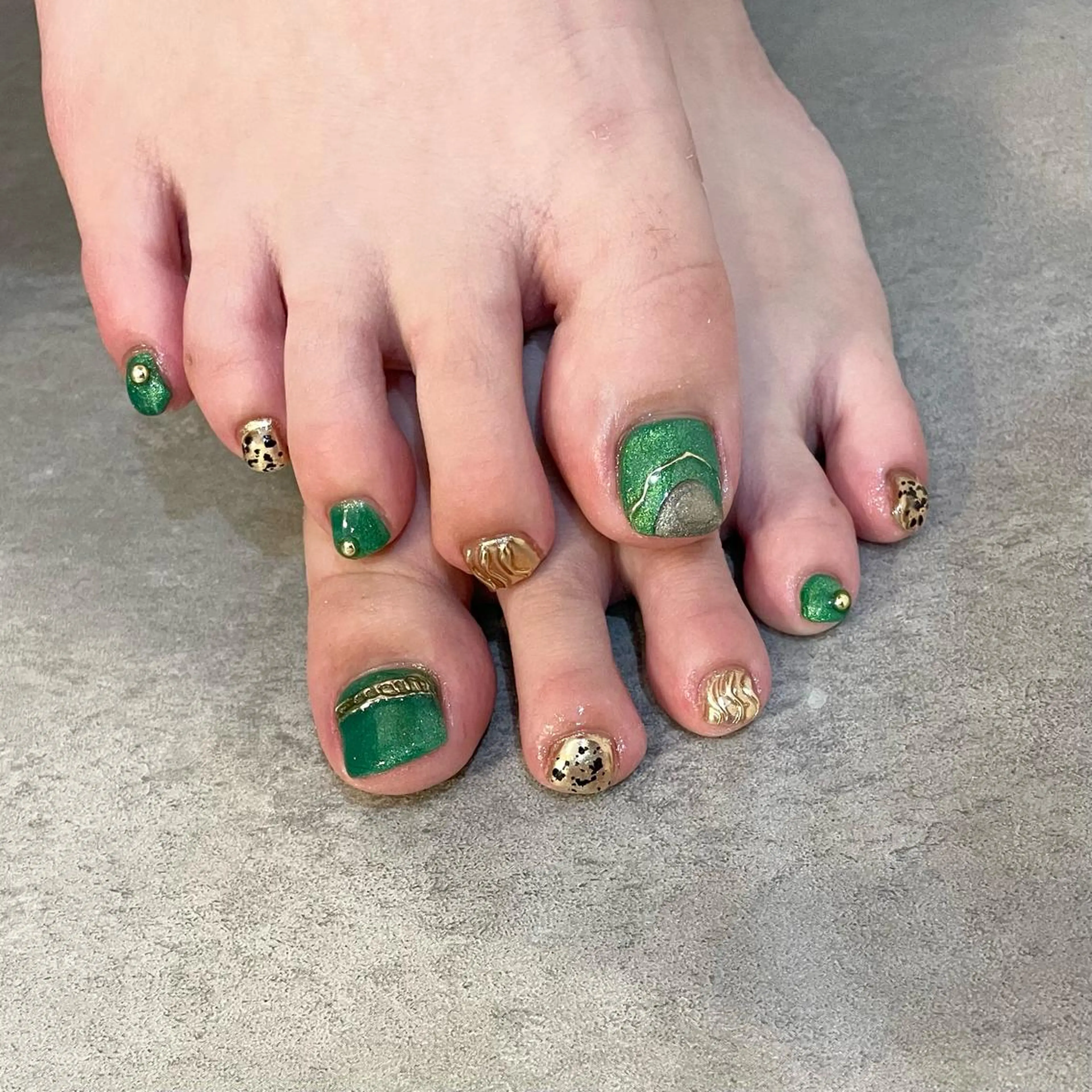 ネイル マグネットネイル Nail Salon Gummi.のネイルデザイン