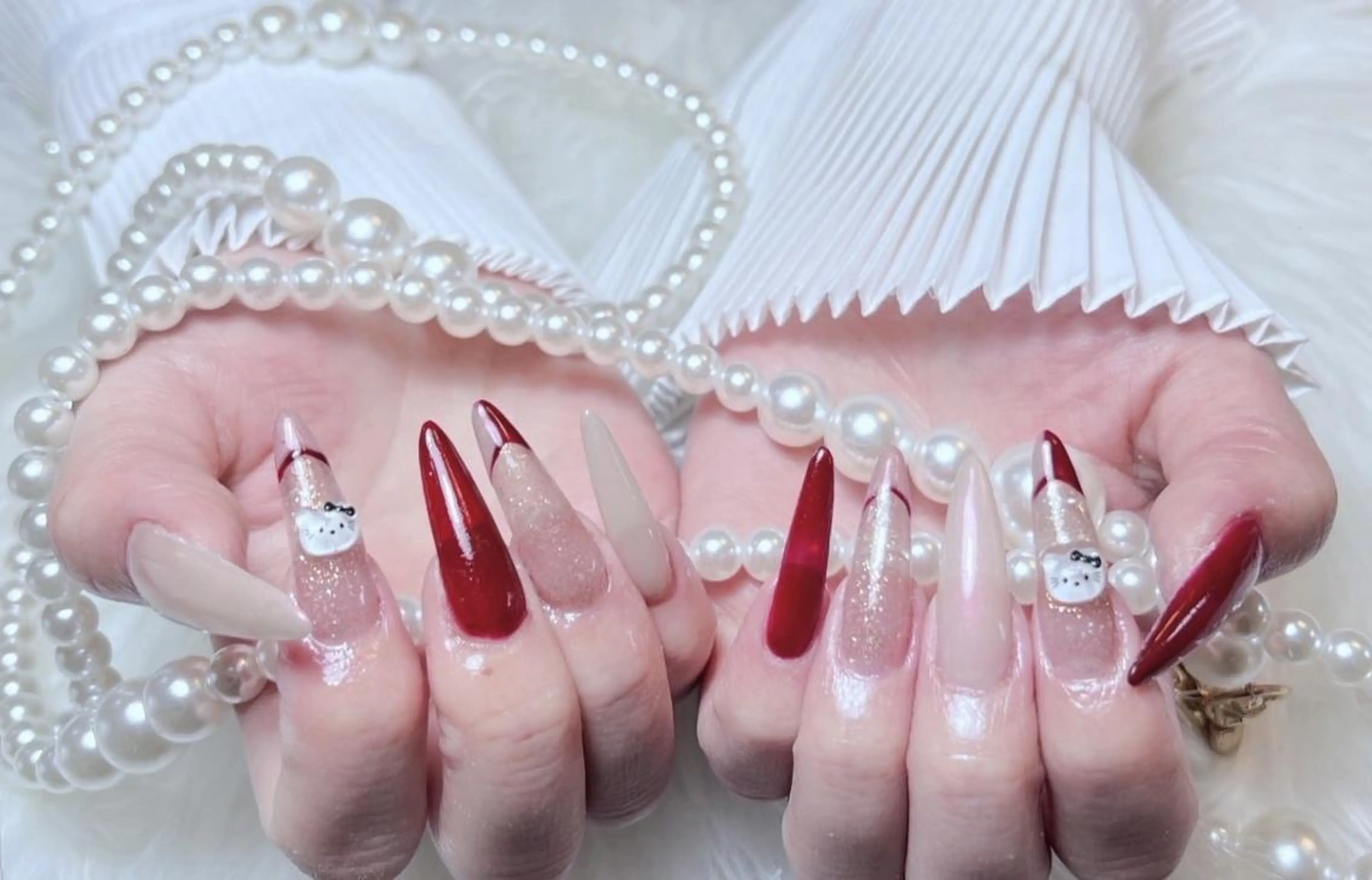 ネイル RAFFINE 月🦋🩵のネイルデザイン