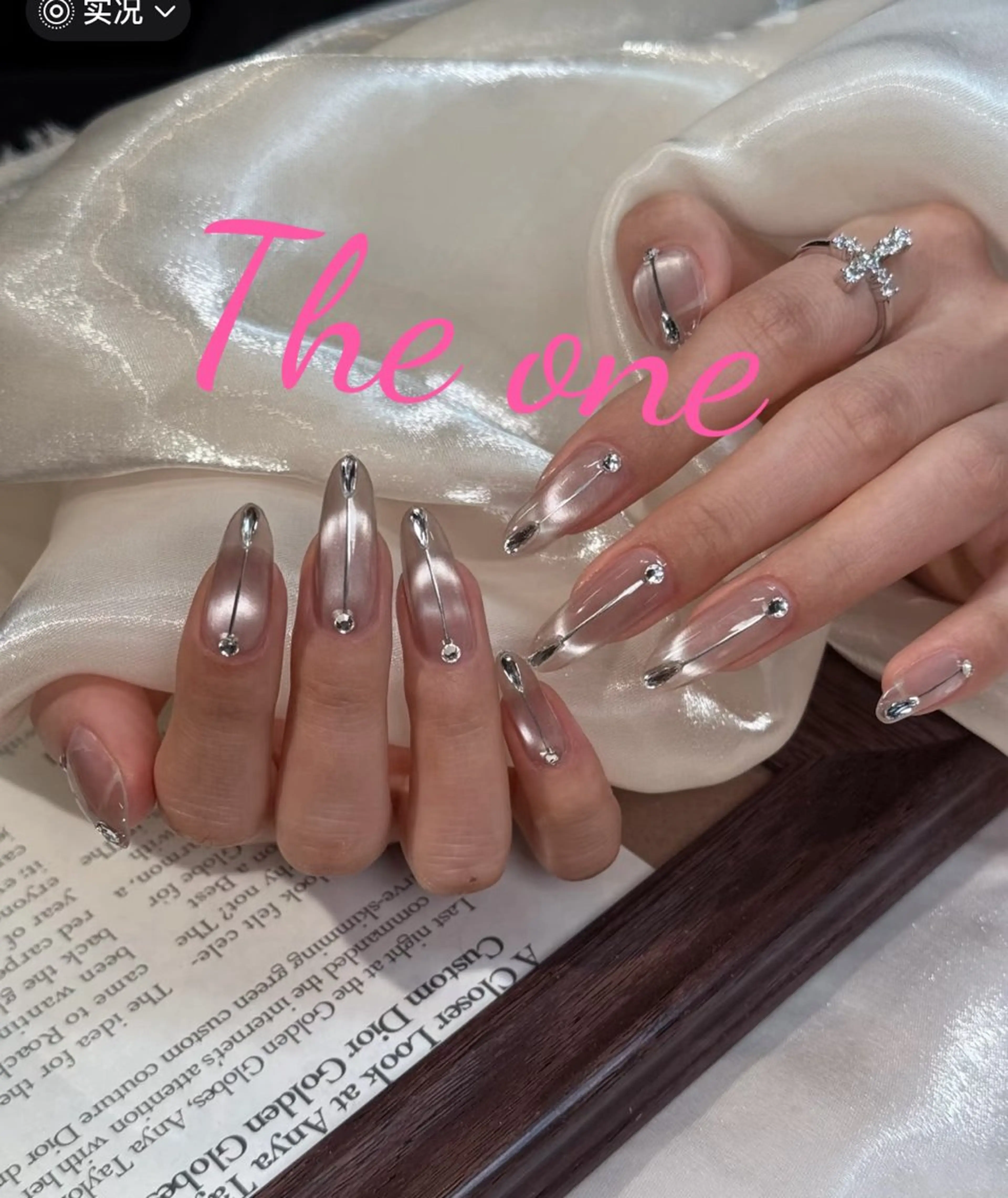 ネイル The oneアオイ アオイのネイルデザイン