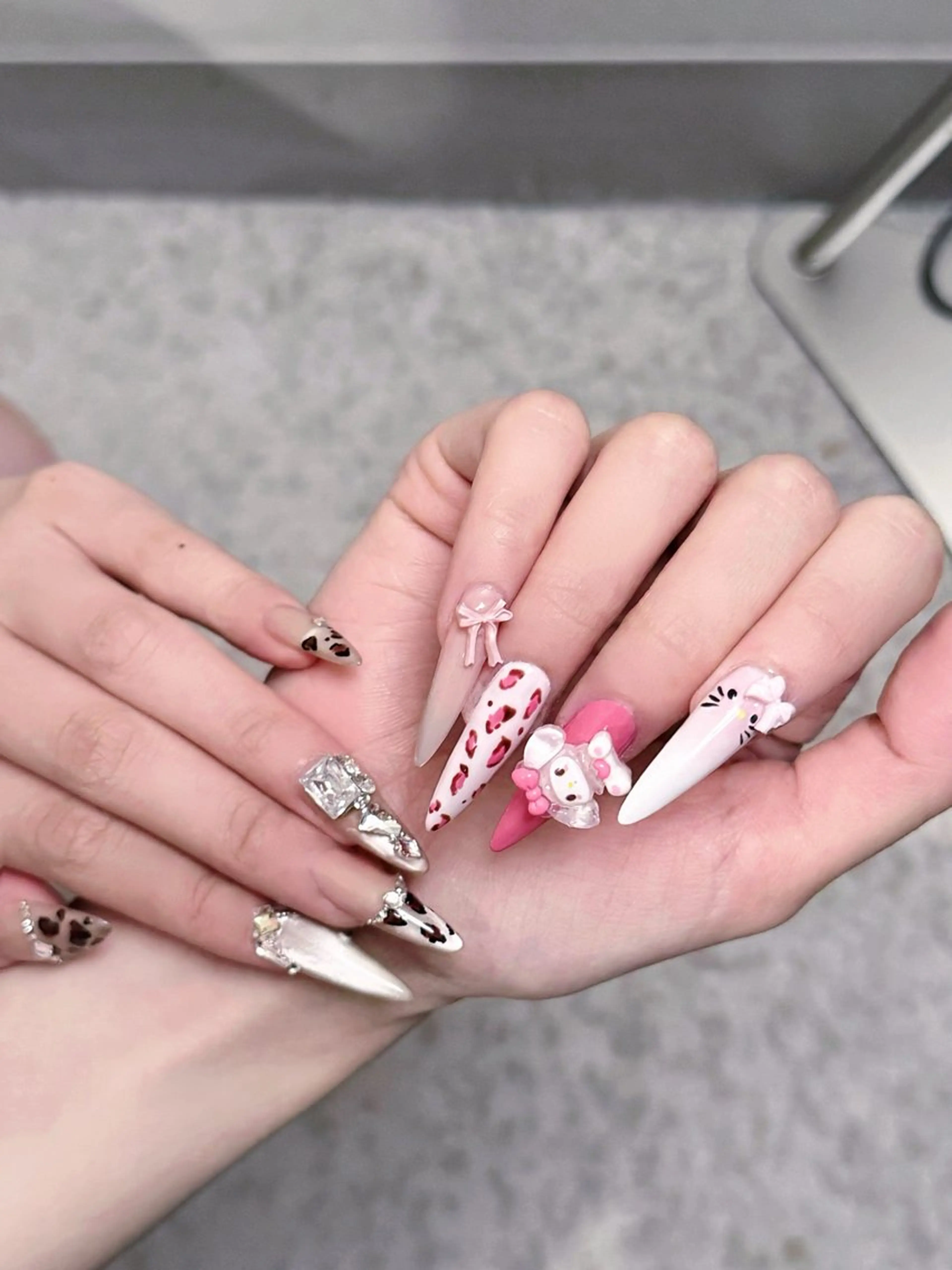 ネイル 長さ出し 持ち込み ネイルチップ YUKI NAIL SALON所属・YUKI NAILのネイルデザイン