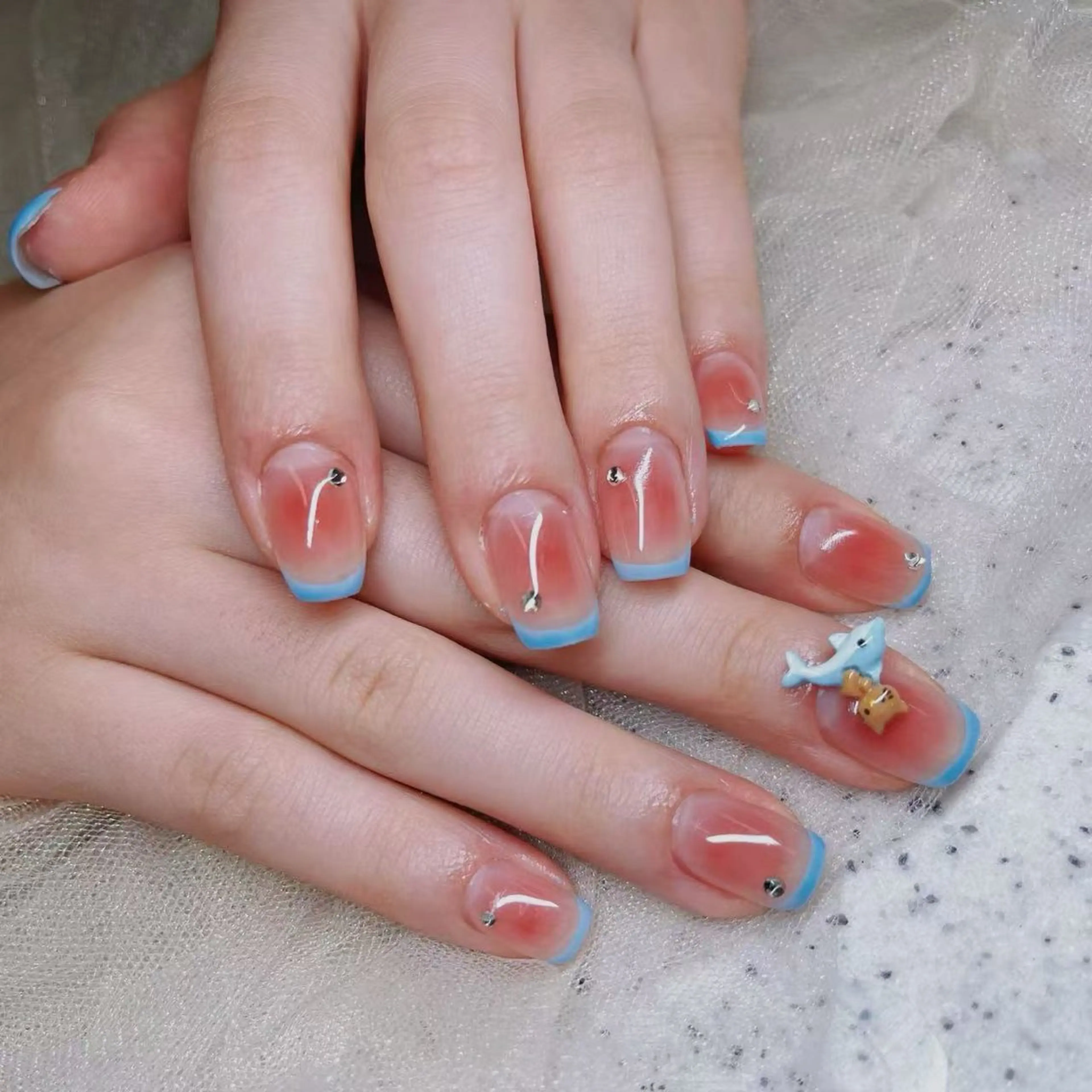 ネイル ハンドネイル Queens マオのネイルデザイン