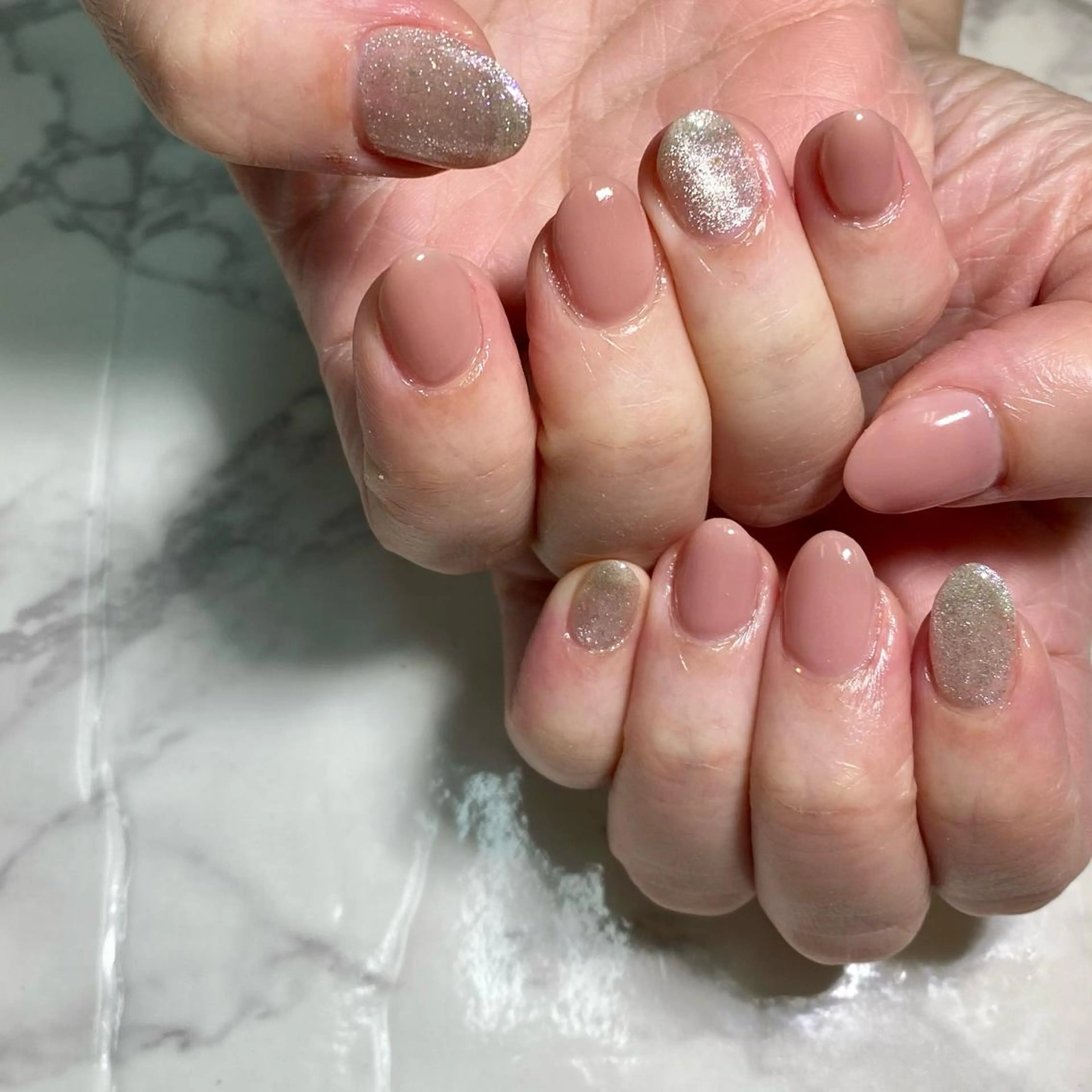 ネイル ハンドネイル reco nail所属・池田 美穂のネイルデザイン