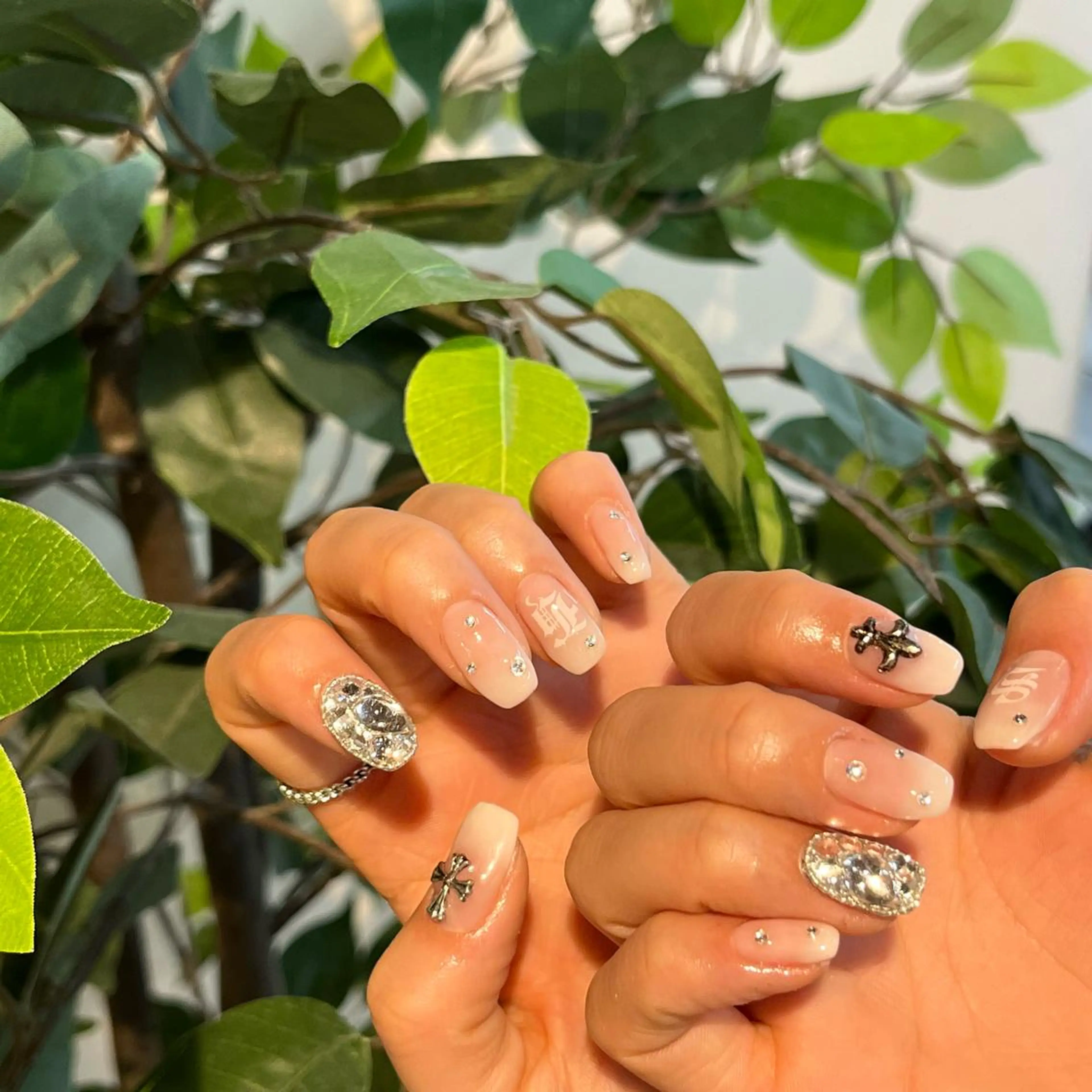 ネイル ハンドネイル ☁️BLITZ 🎀笠原雪音🎀のネイルデザイン