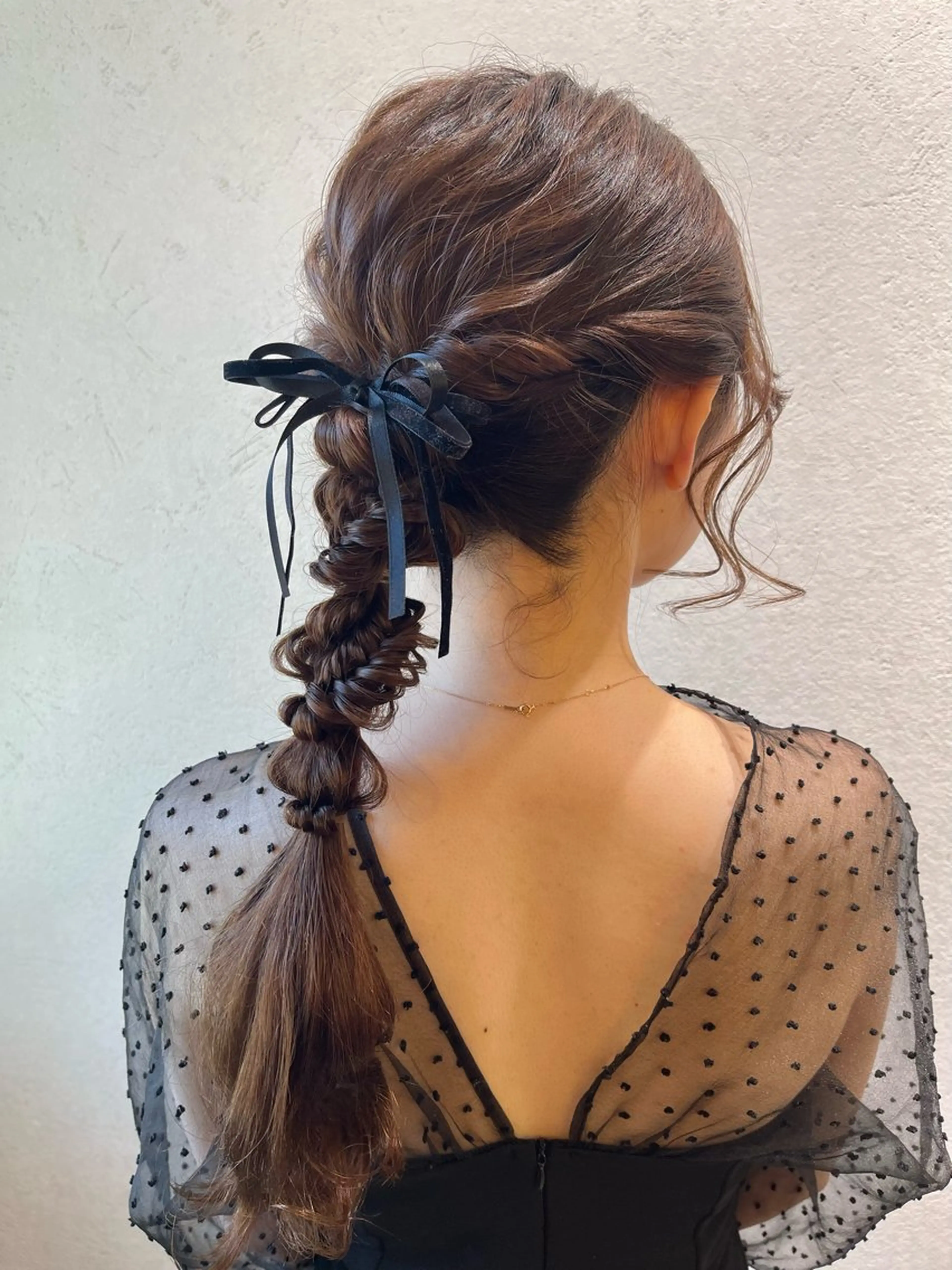 ヘアアレンジ ポニーテール 結婚式・ブライダル 卒業式のヘアスタイル ヘアセット charm《銀座》 ヘアセット/縮毛矯正のヘアスタイル