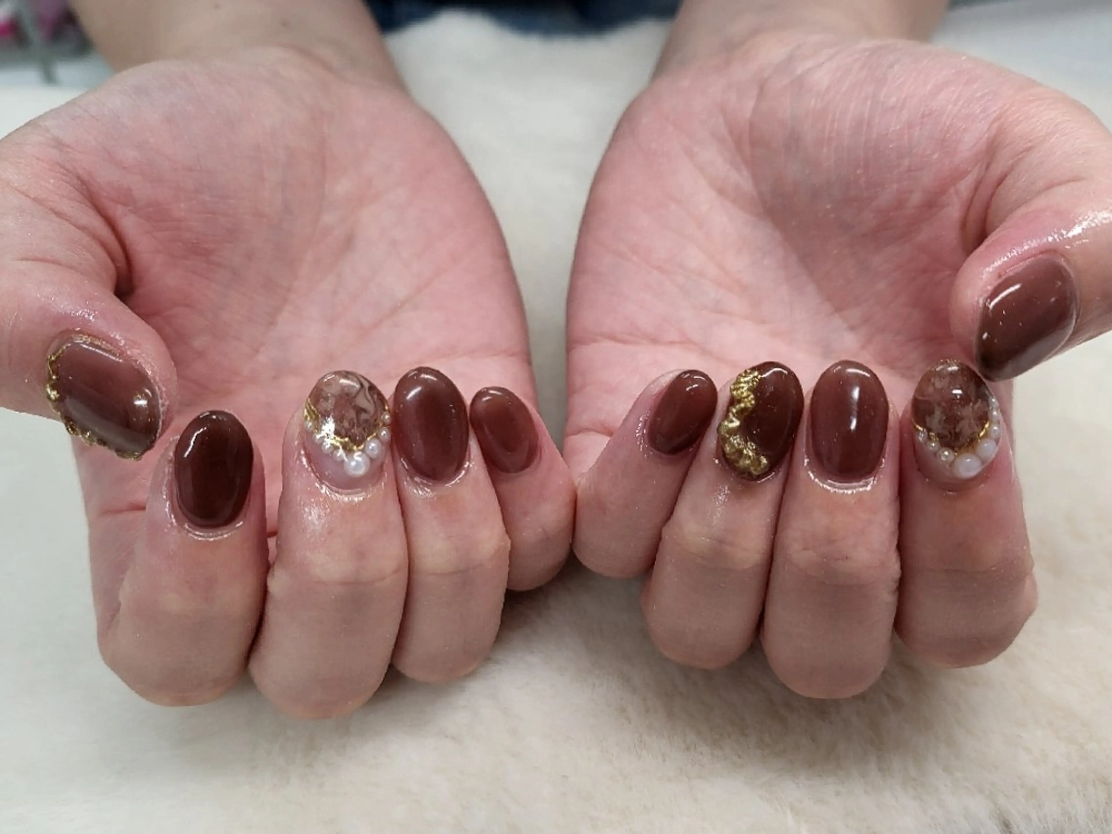 ネイル ブラウン ジェルネイル ハンドネイル 心斎橋Salon Epokkuのネイルデザイン