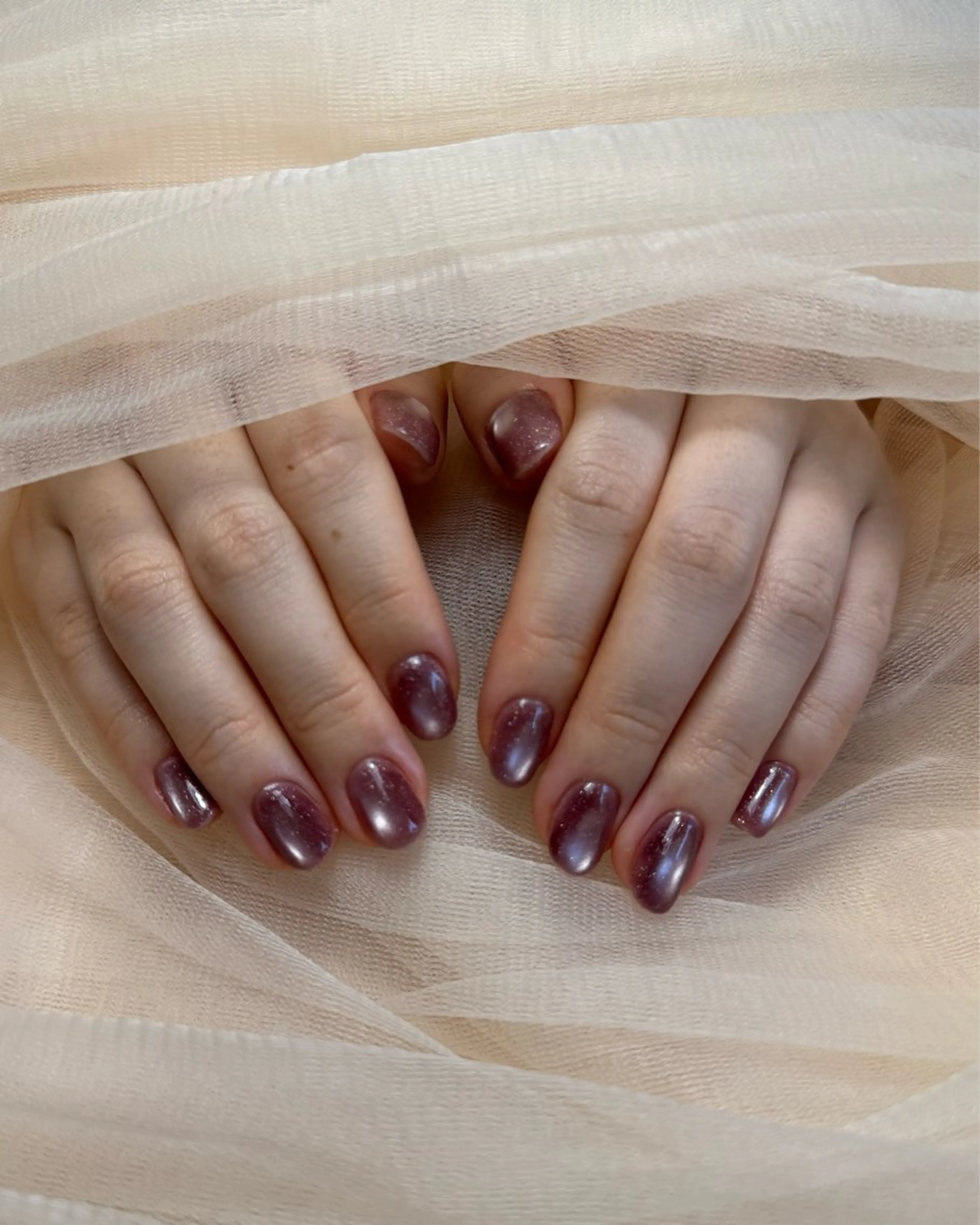 ネイル マグネットネイル マグネットワンカラー ワンカラーネイル ハンドネイル via nailのネイルデザイン