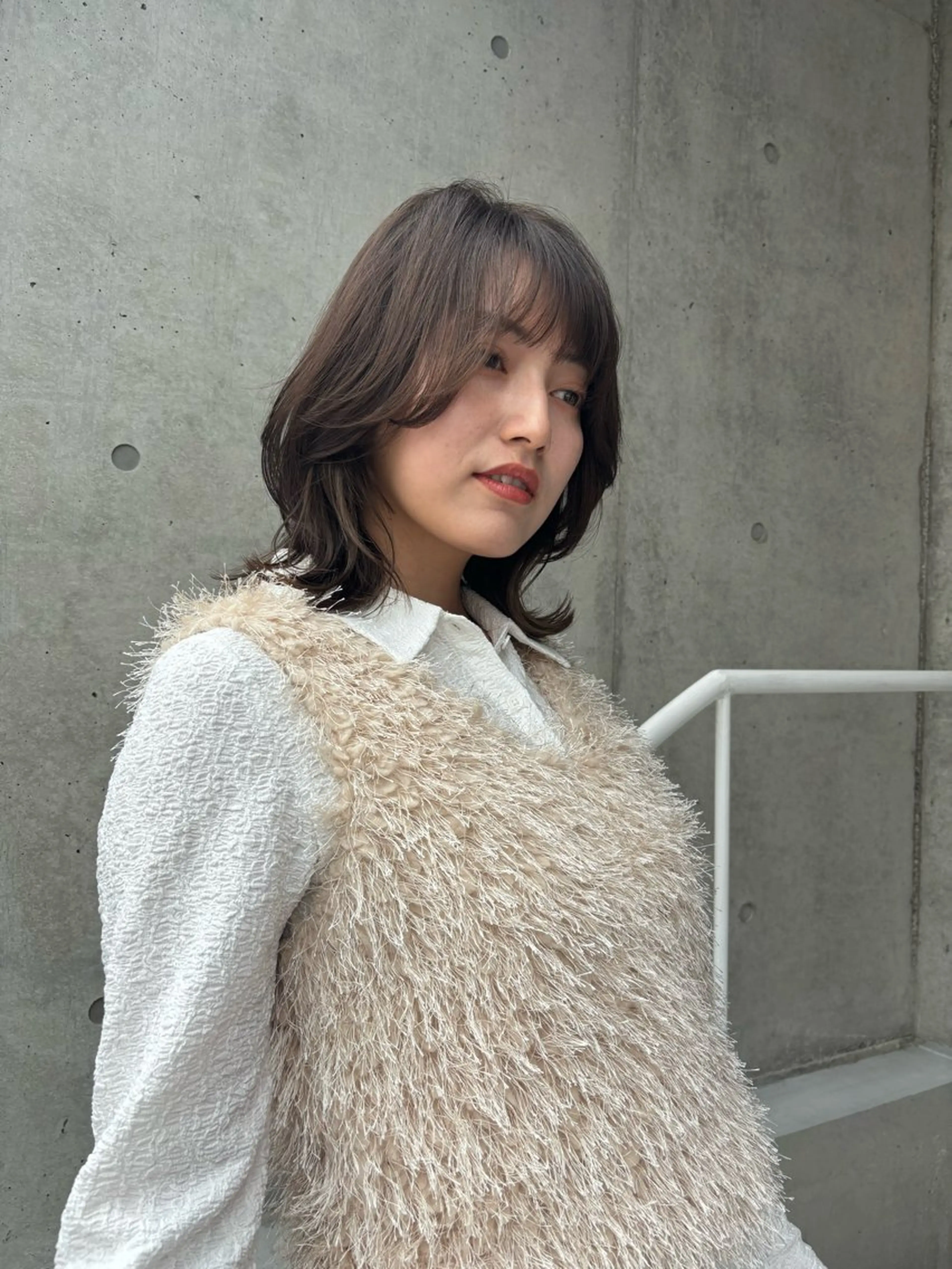 ミディアム ショートボブ ボブレイヤー ボブ レイヤーカット カット ヘアカラー トリートメント 新村 華奈絵のヘアスタイル