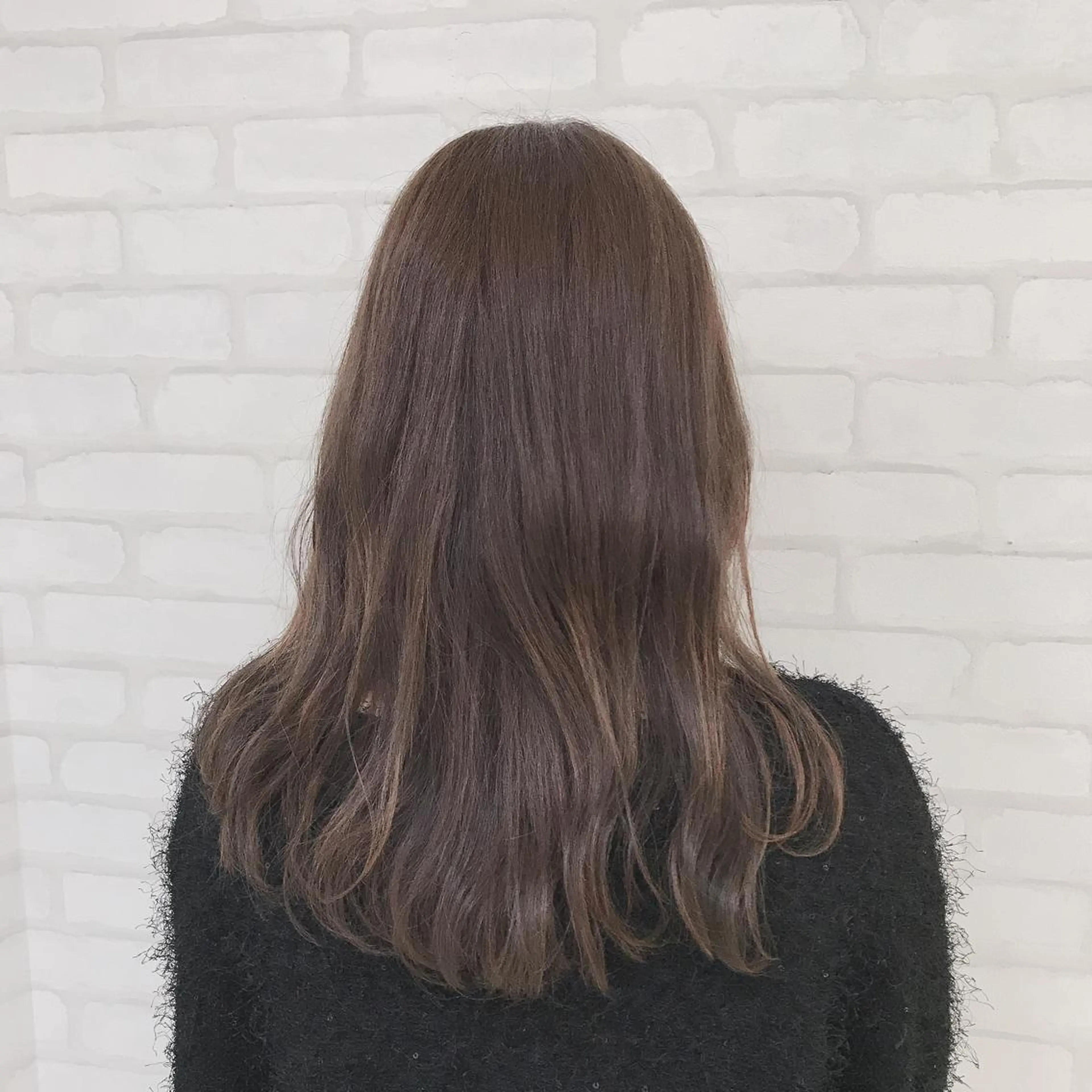 セミロング カラー abilita AZUSAのヘアスタイル