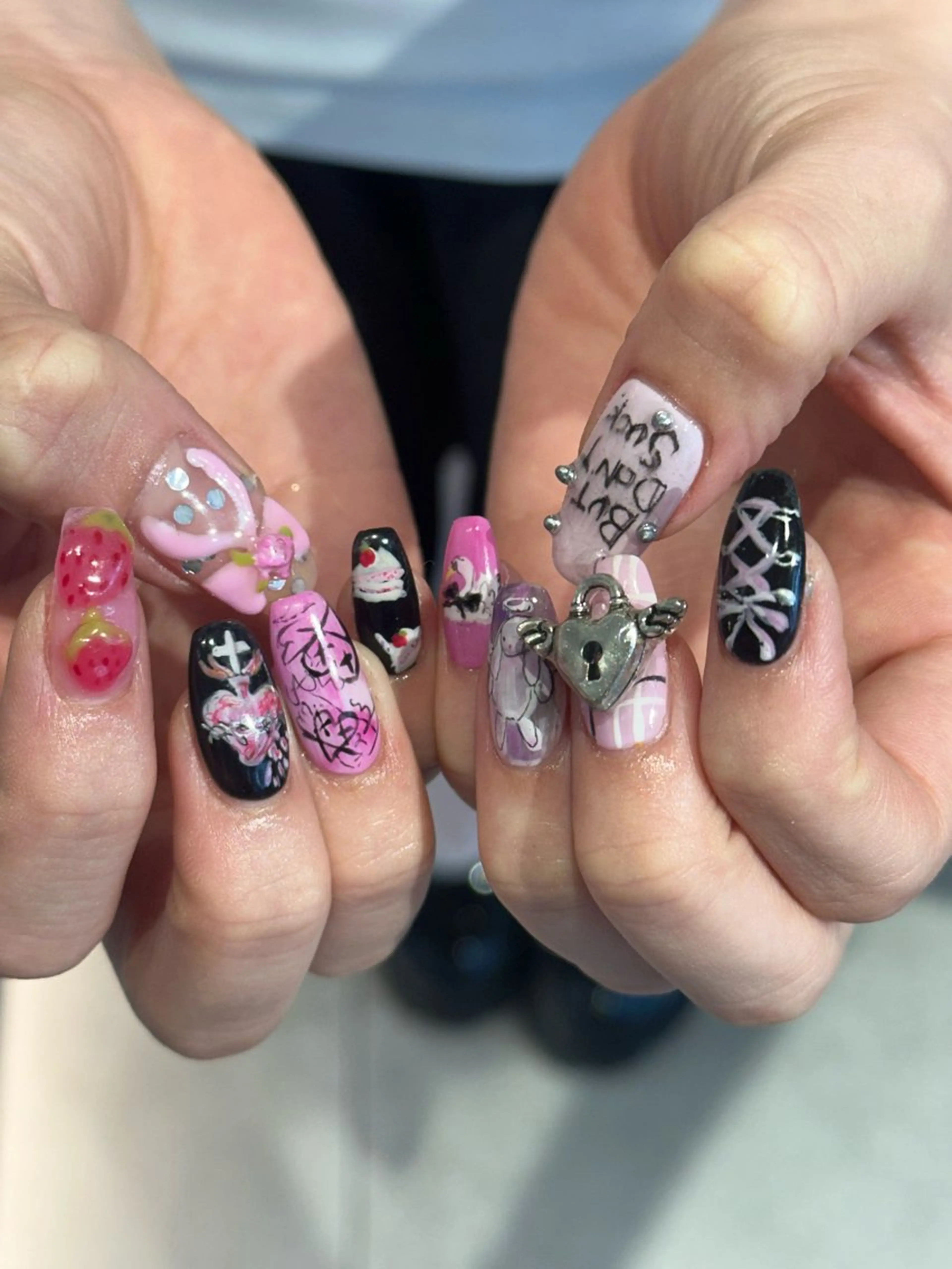 ネイル ハイトーン特化 pepe🎀のヘアスタイル