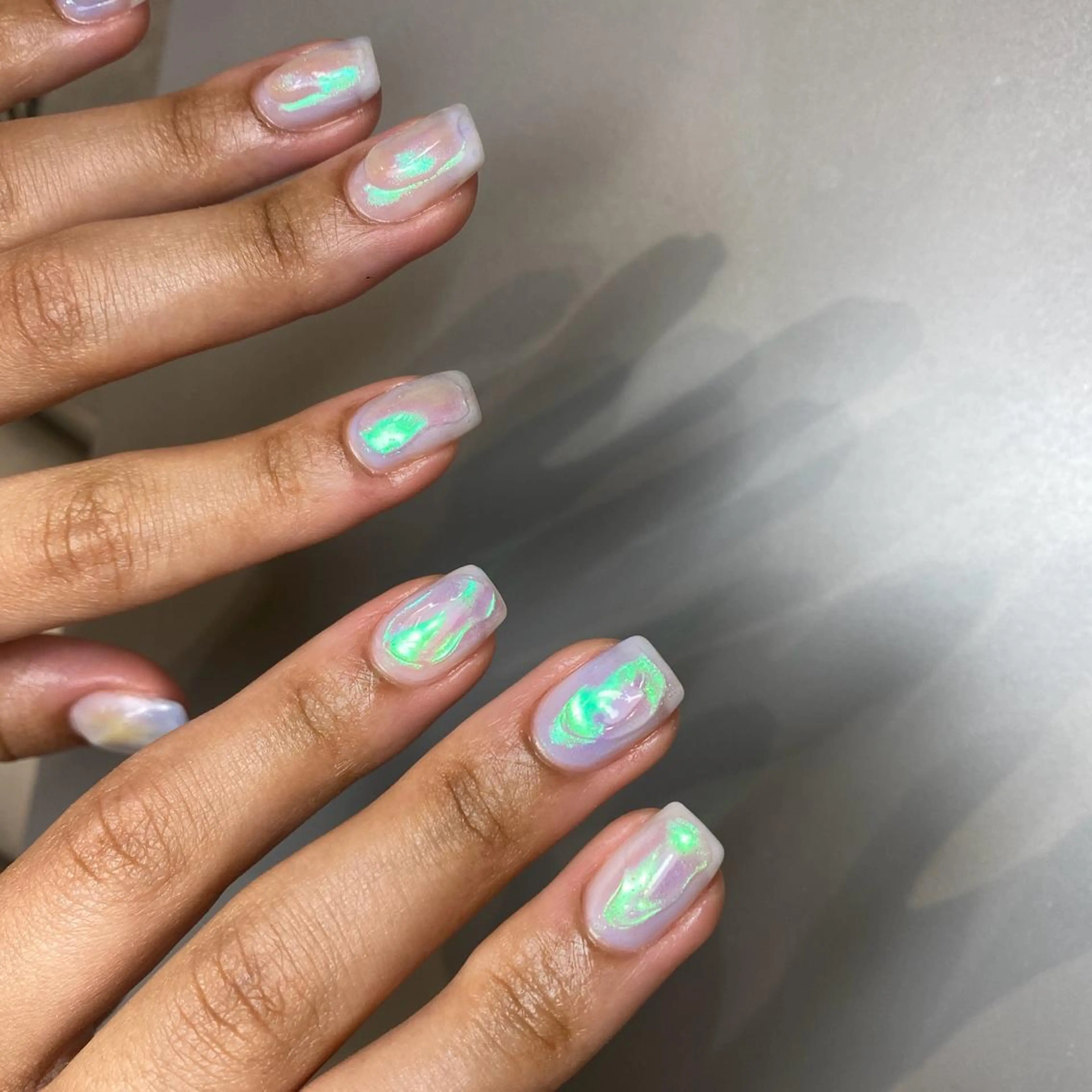 ネイル ハンドネイル NINEnami ニュアンスネイルのネイルデザイン