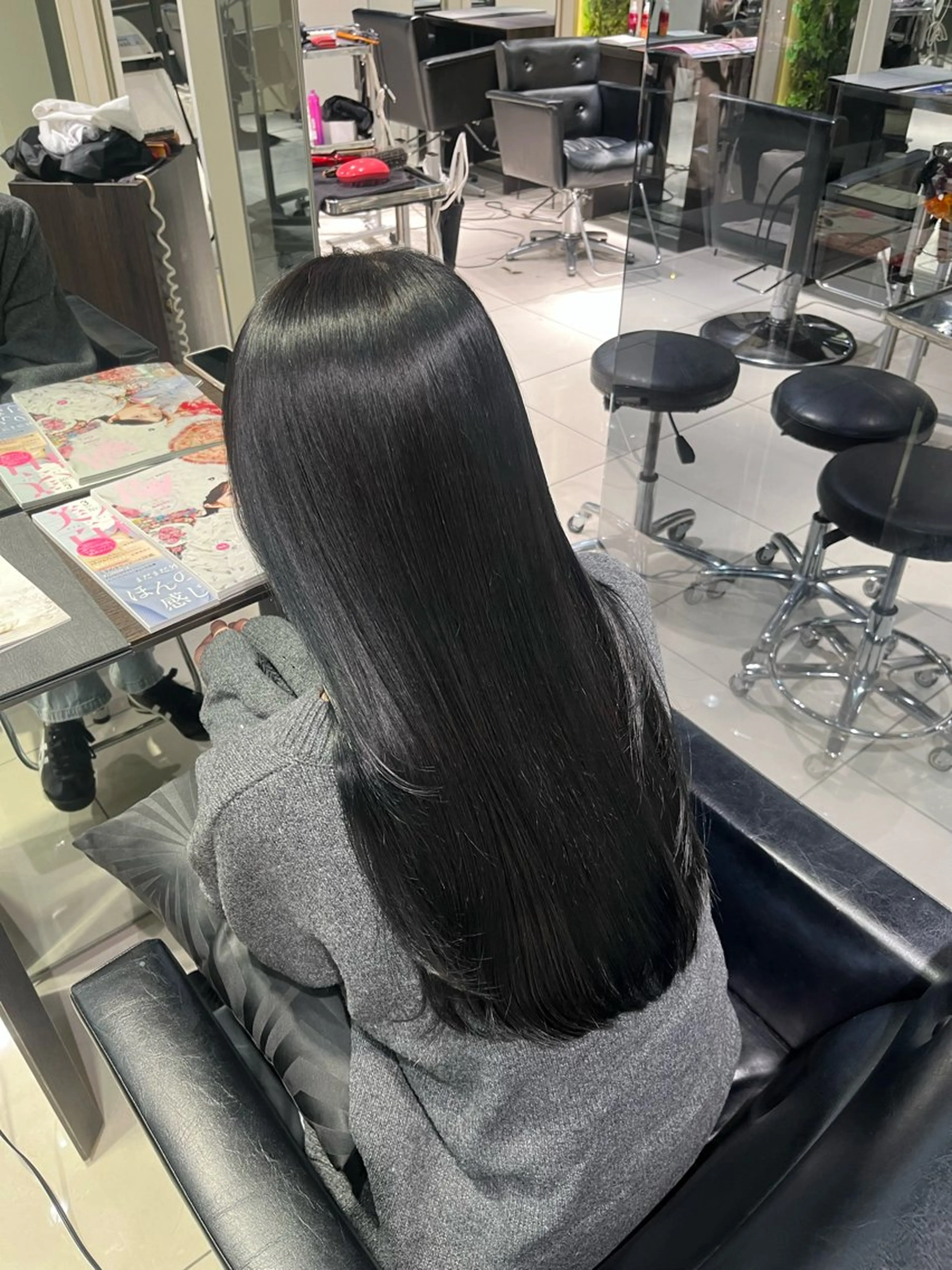 黒染め・暗染めonecolor🐈⬛🎀ロング料金無し୨୧の写真