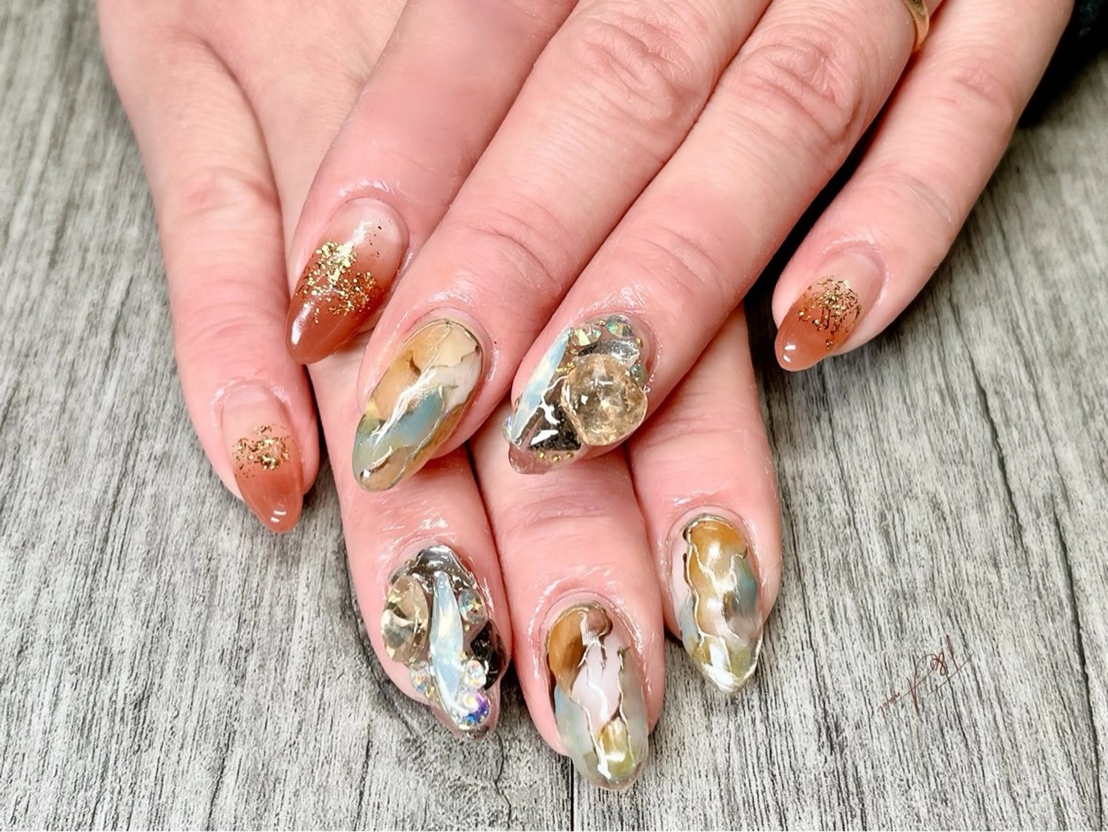ネイル 長さ出し ジェルネイル グラデーション ニュアンスネイル スカルプネイル ハンドネイル T&A nailのネイルデザイン