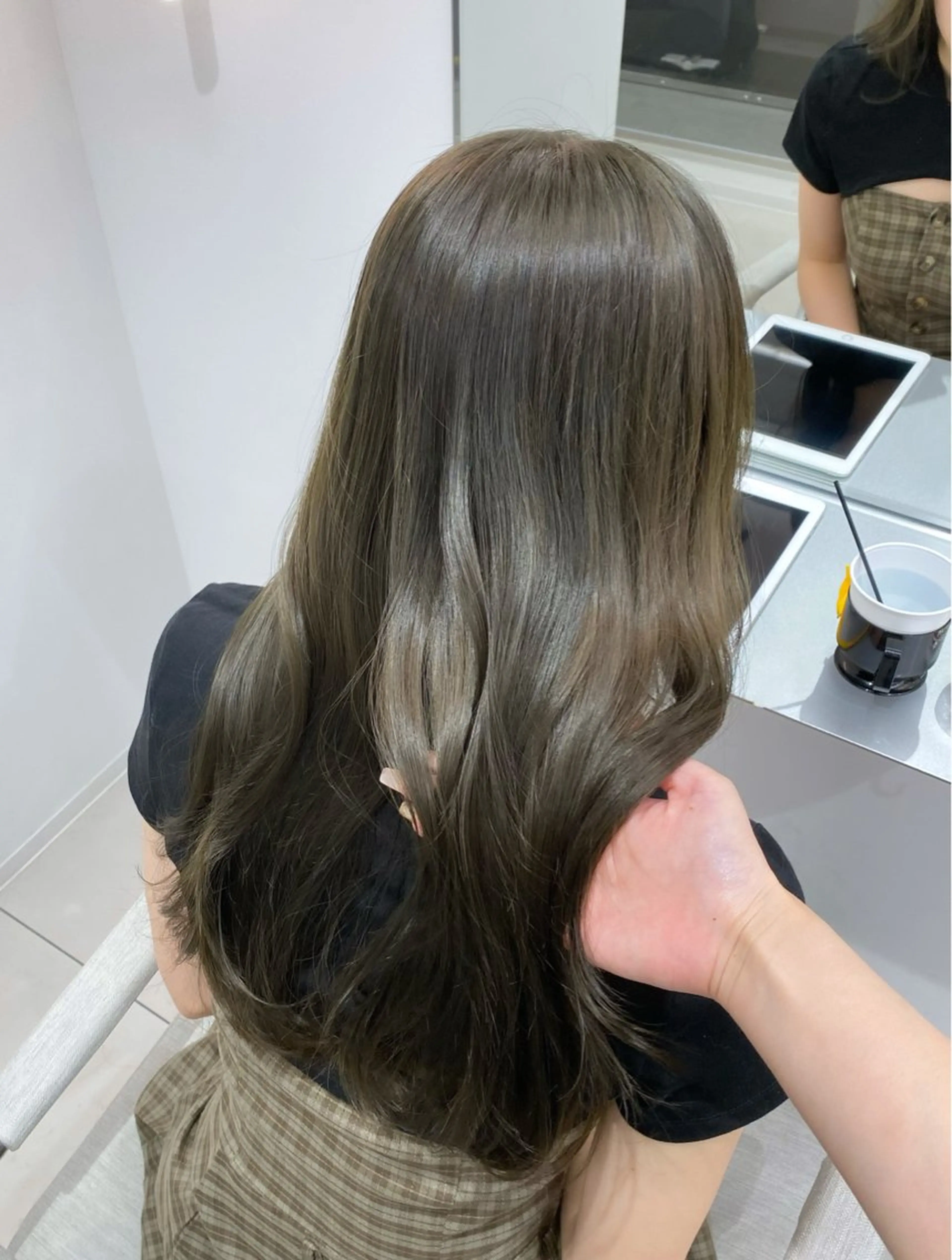 ロング 透明感color♡ Ibukiのヘアスタイル