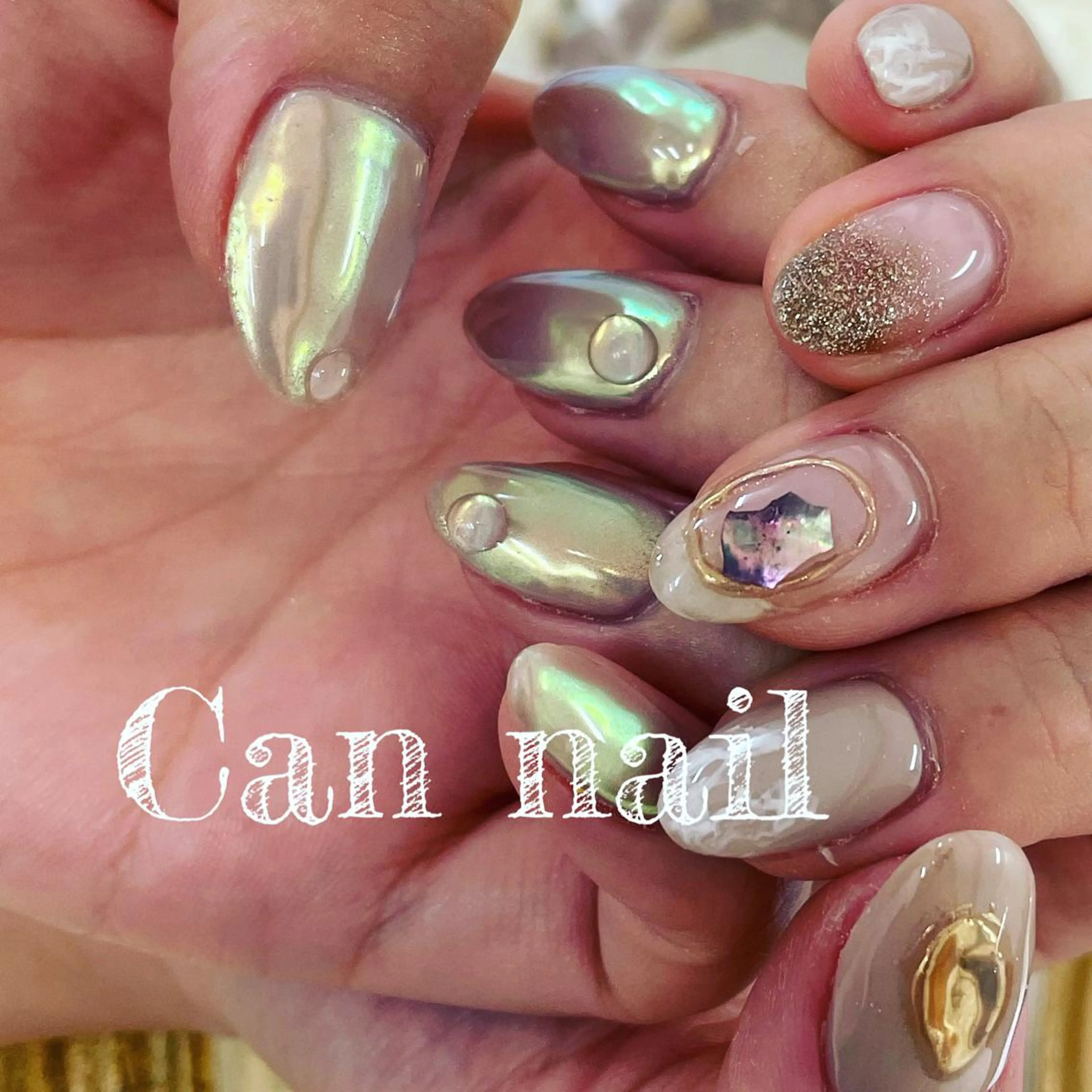 ミディアム ネイル Parfum パルファンのネイルデザイン