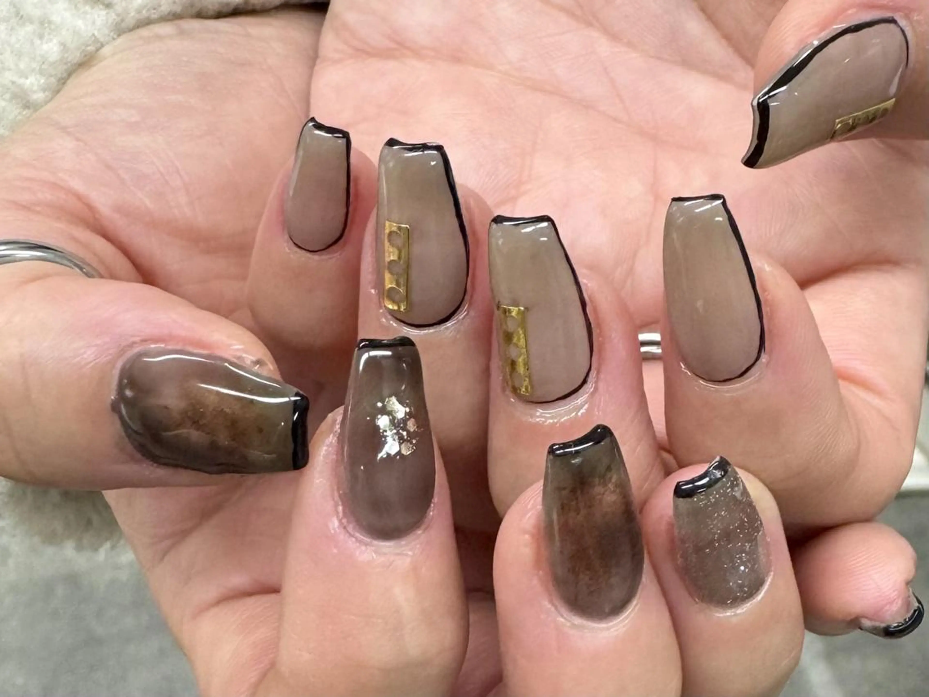 ネイル ジェルネイル 韓国ネイル ニュアンスネイル ワンホンネイル nailstudio eviz新宿店のネイルデザイン