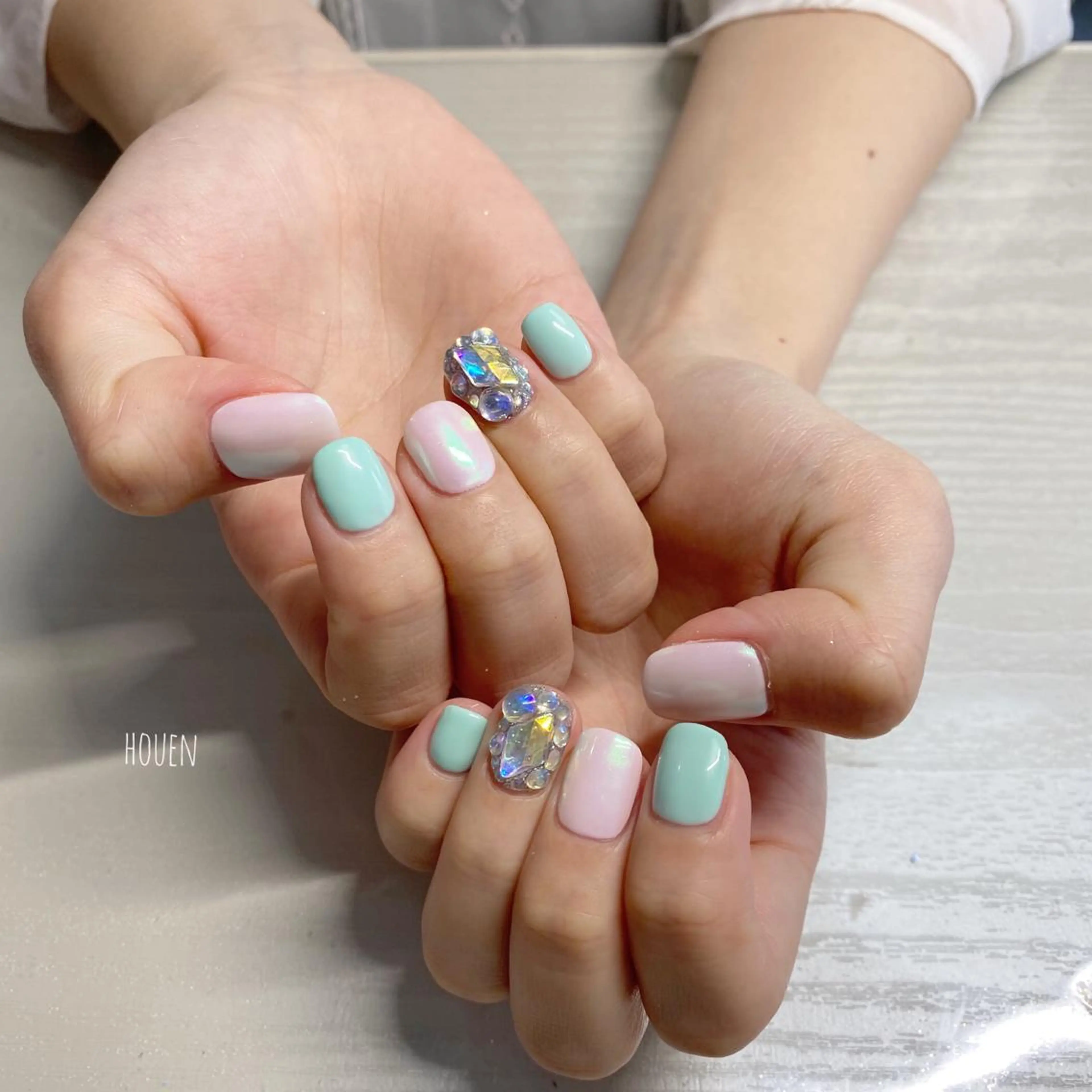 ネイル 持ち込み I P'ink nail salon所属・I pinknail 韓国風·持ち込み専門のネイルデザイン