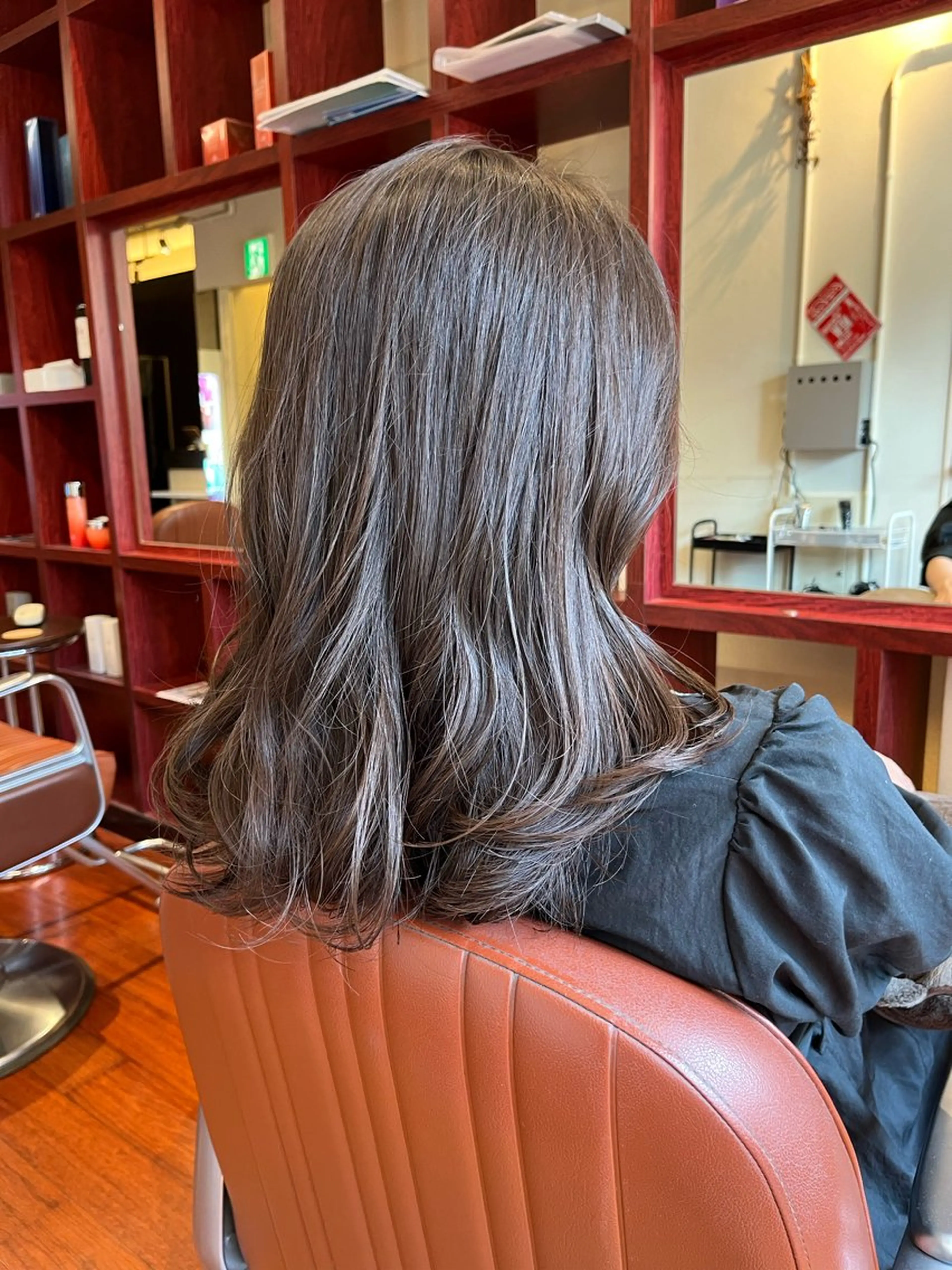 ミディアム カラー mulum所属・髪質改善/艶髪/韓国 ヘア[マンツーマン]のヘアスタイル