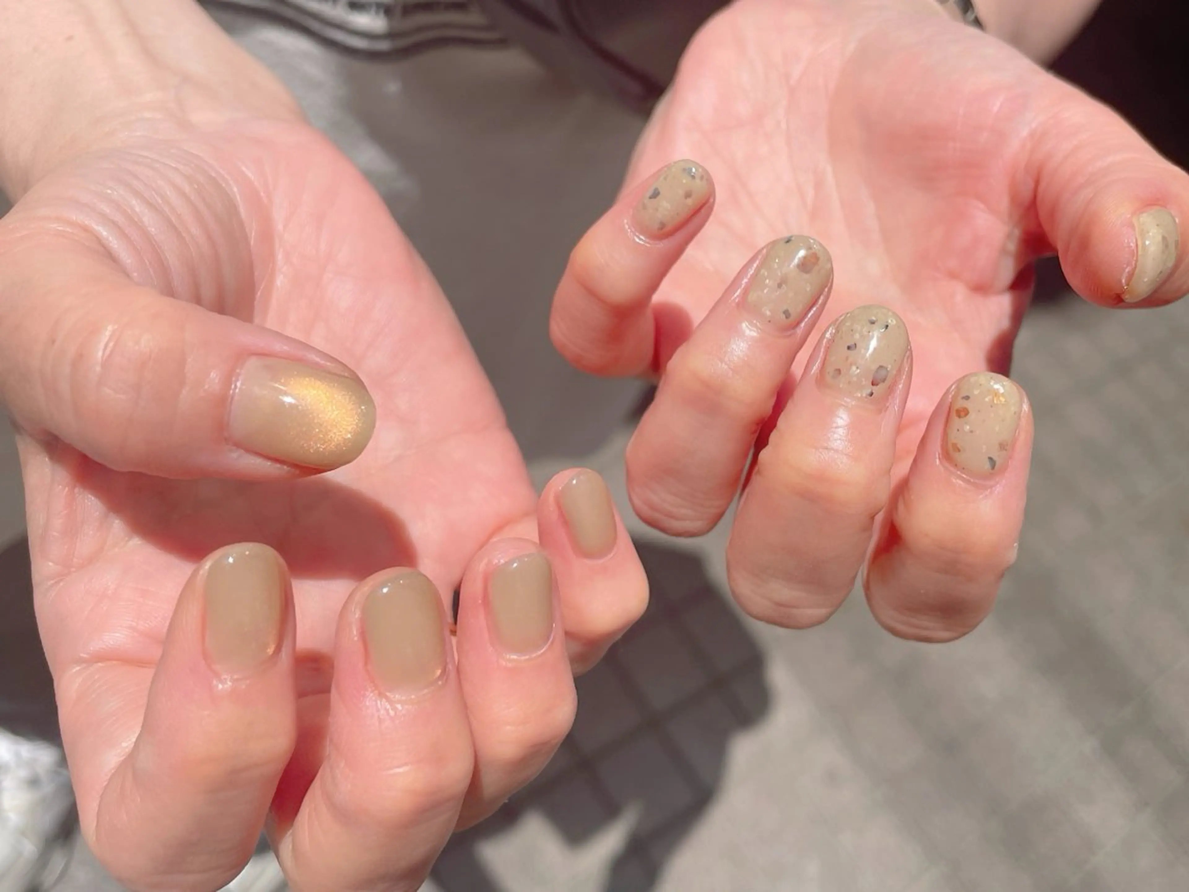 ネイル ジェルネイル マグネットネイル ニュアンスネイル パラジェル 春ネイル nailroom  OHANA所属・nailroom OHANA🌴のネイルデザイン