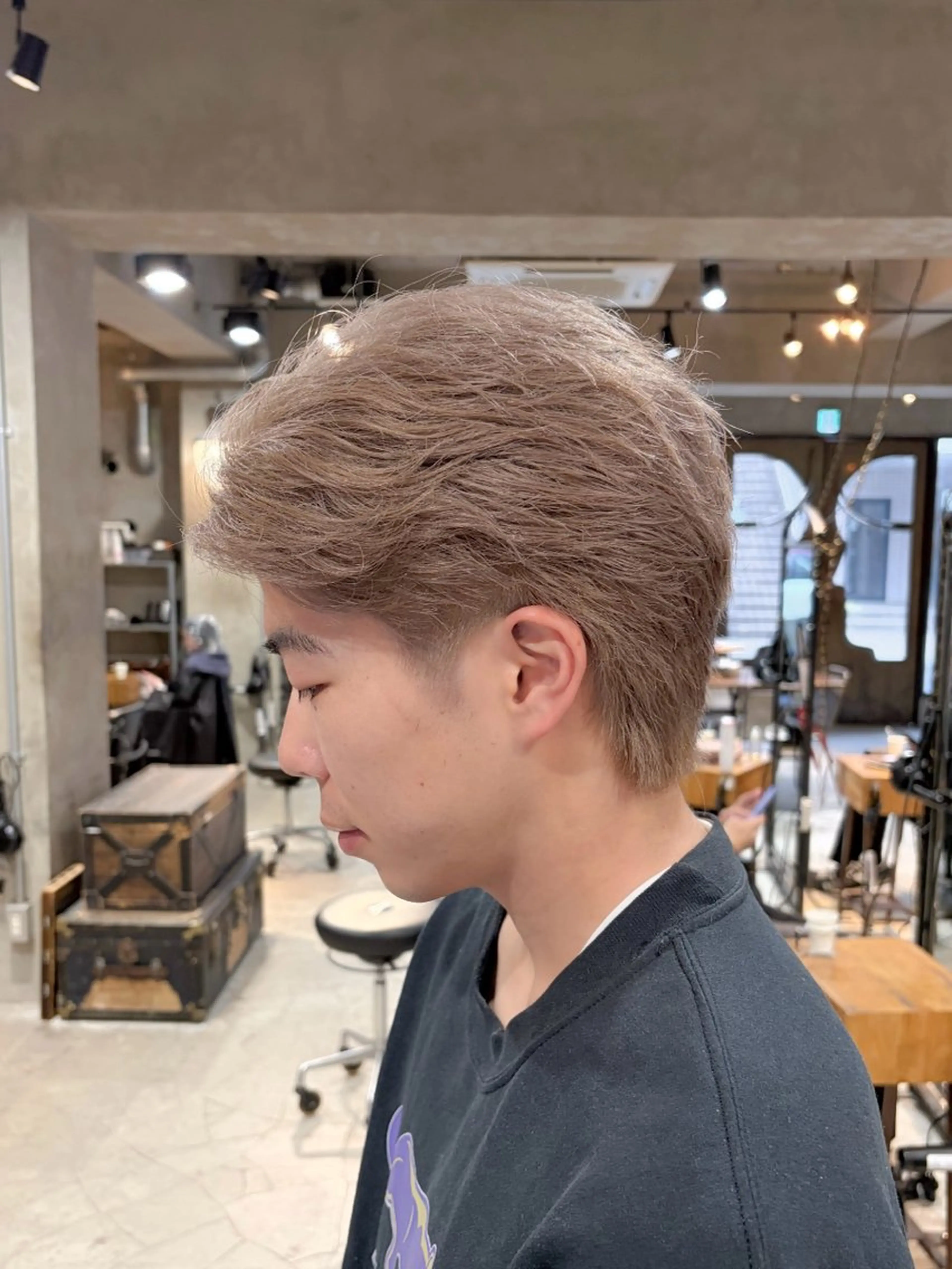 ショート カラー メンズ メンズブリーチ メンズハイトーン ベージュカラー ブリーチ ブロンド カット ヘアカラー トリートメント ヘアセット 似合わせハイトーン 🍯ayumi🍯のヘアスタイル