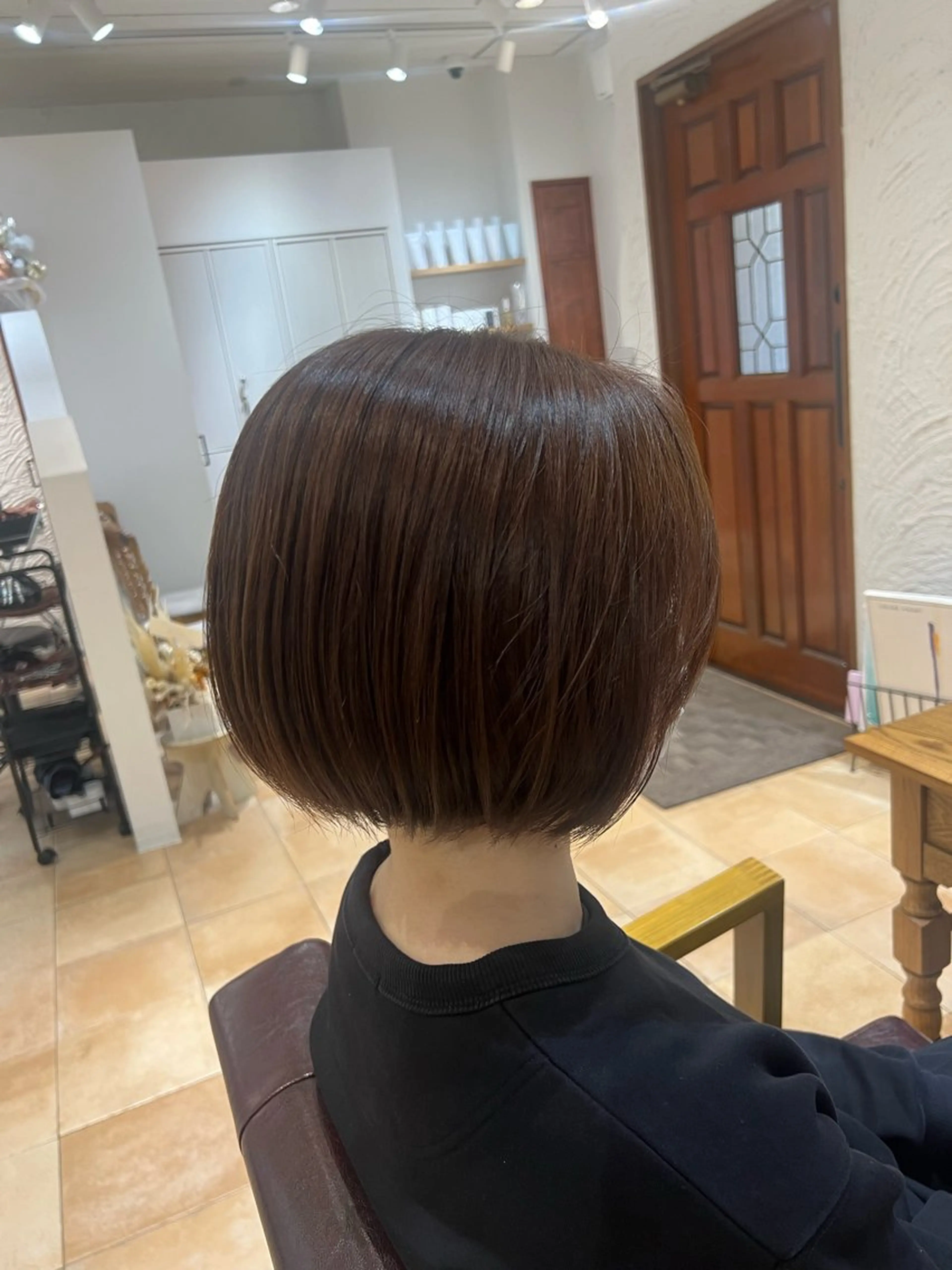 ショート カラー 🥀韓国ヘア🥀 宮津真菜のヘアスタイル