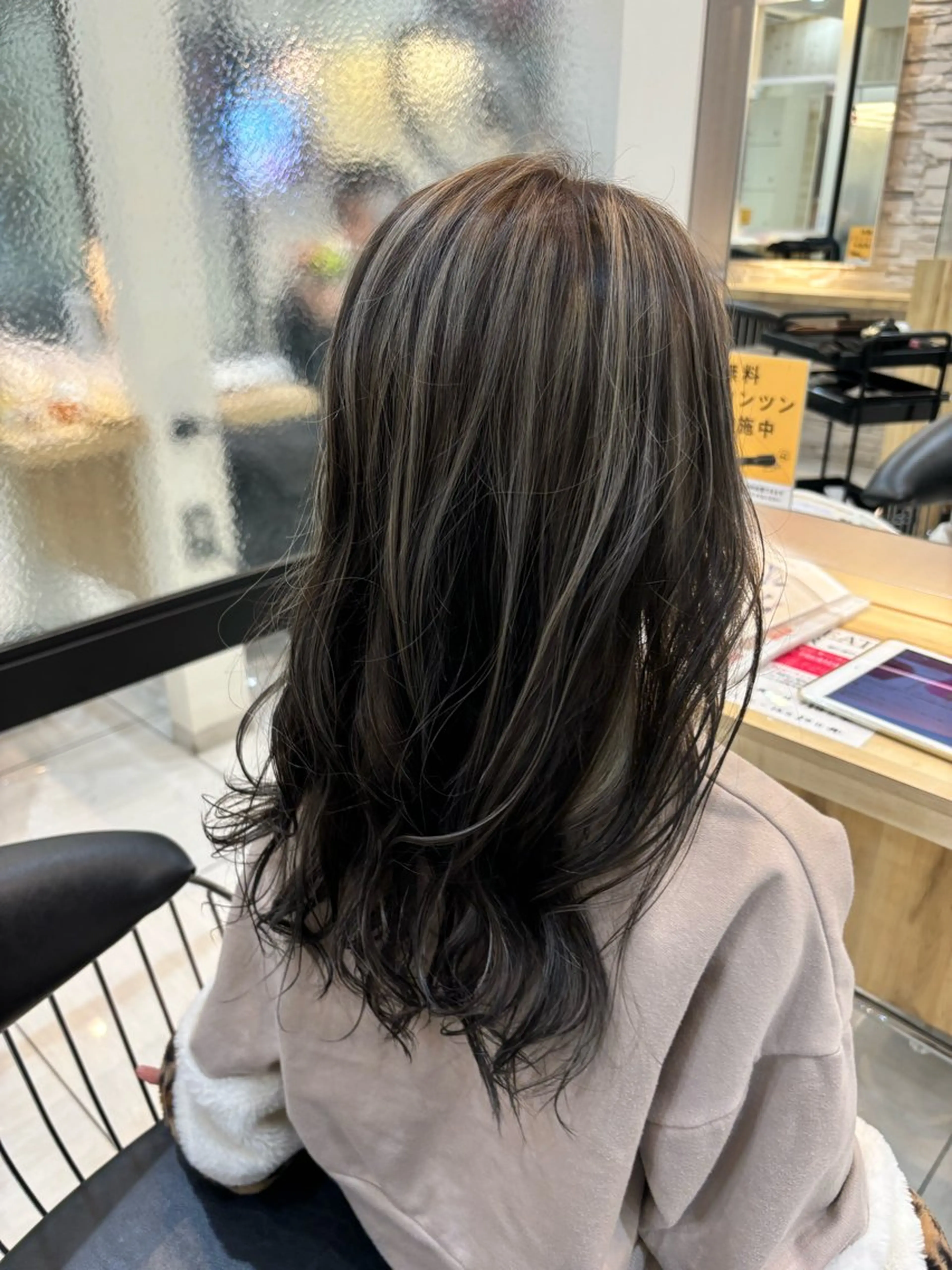 ロング カラー ブリーチ ハイライトカラー ハイライト カット ヘアカラー 田野倉NEXT店 美髪ニストのヘアスタイル
