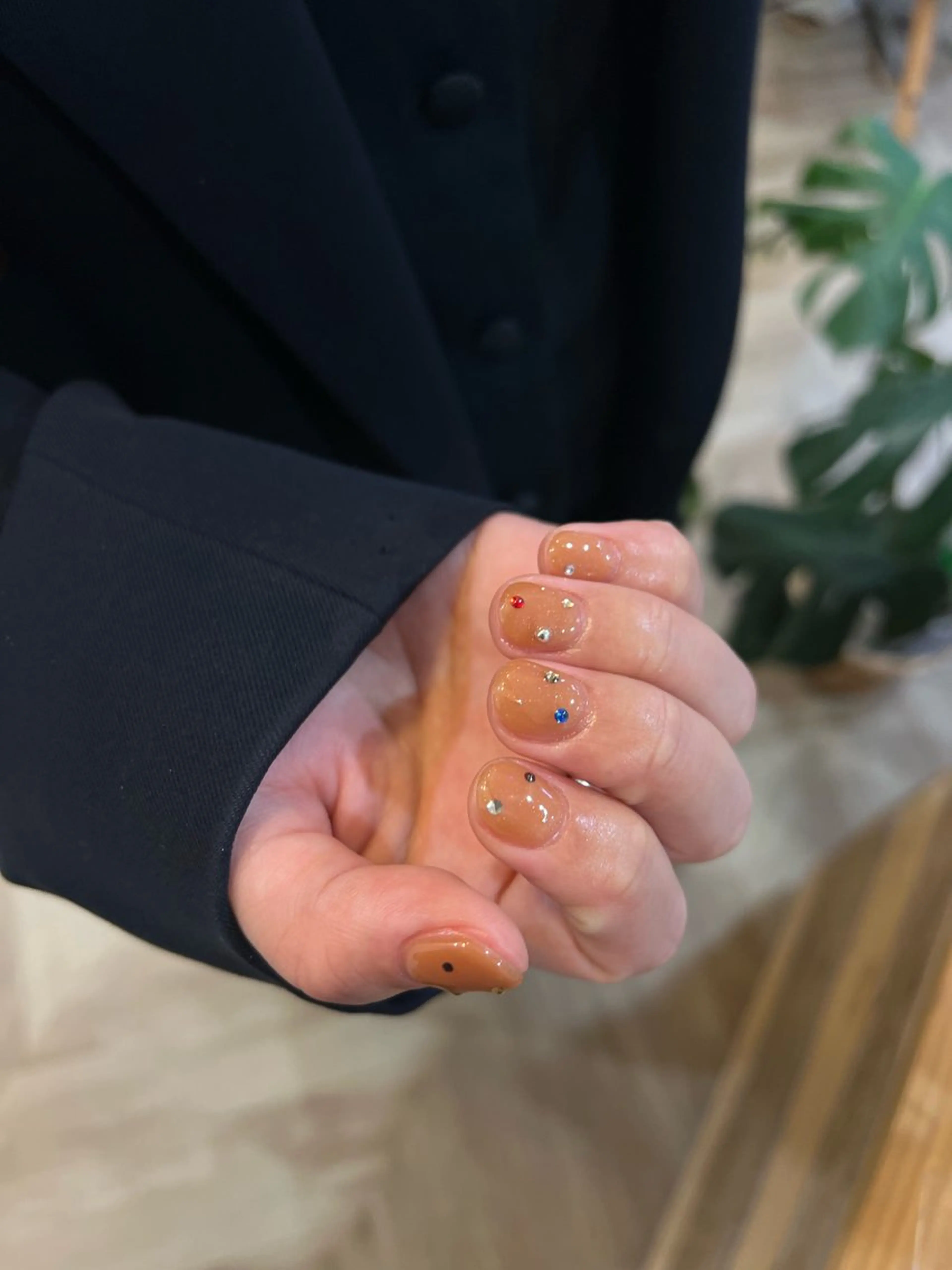 ネイル ハンドネイル フットネイル ハンドケア Nes.Nail所属・Miyagi Asamiのネイルデザイン