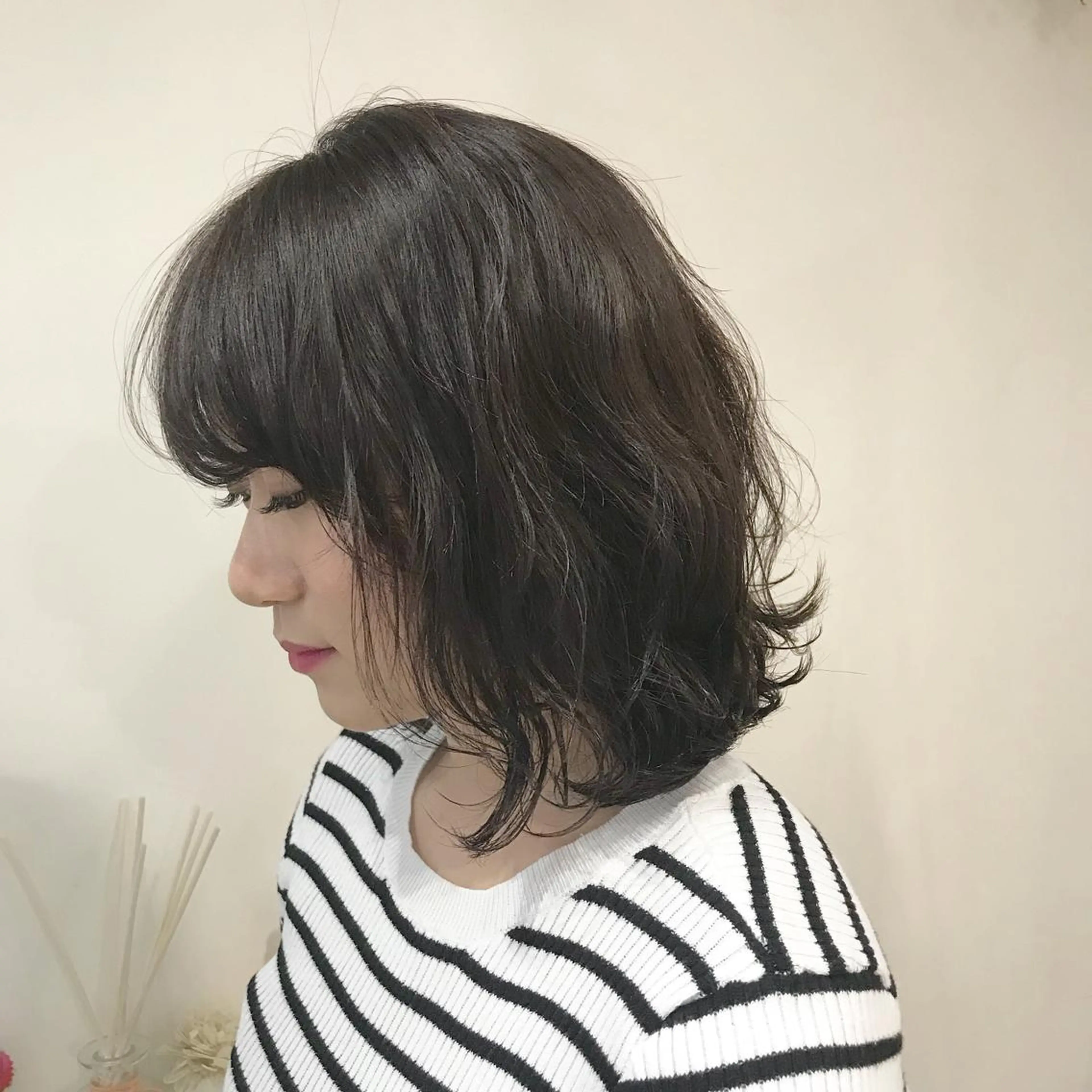 ミディアム カラー ヘアカラー トリートメント レイヤー/顔周り /AKARIのヘアスタイル