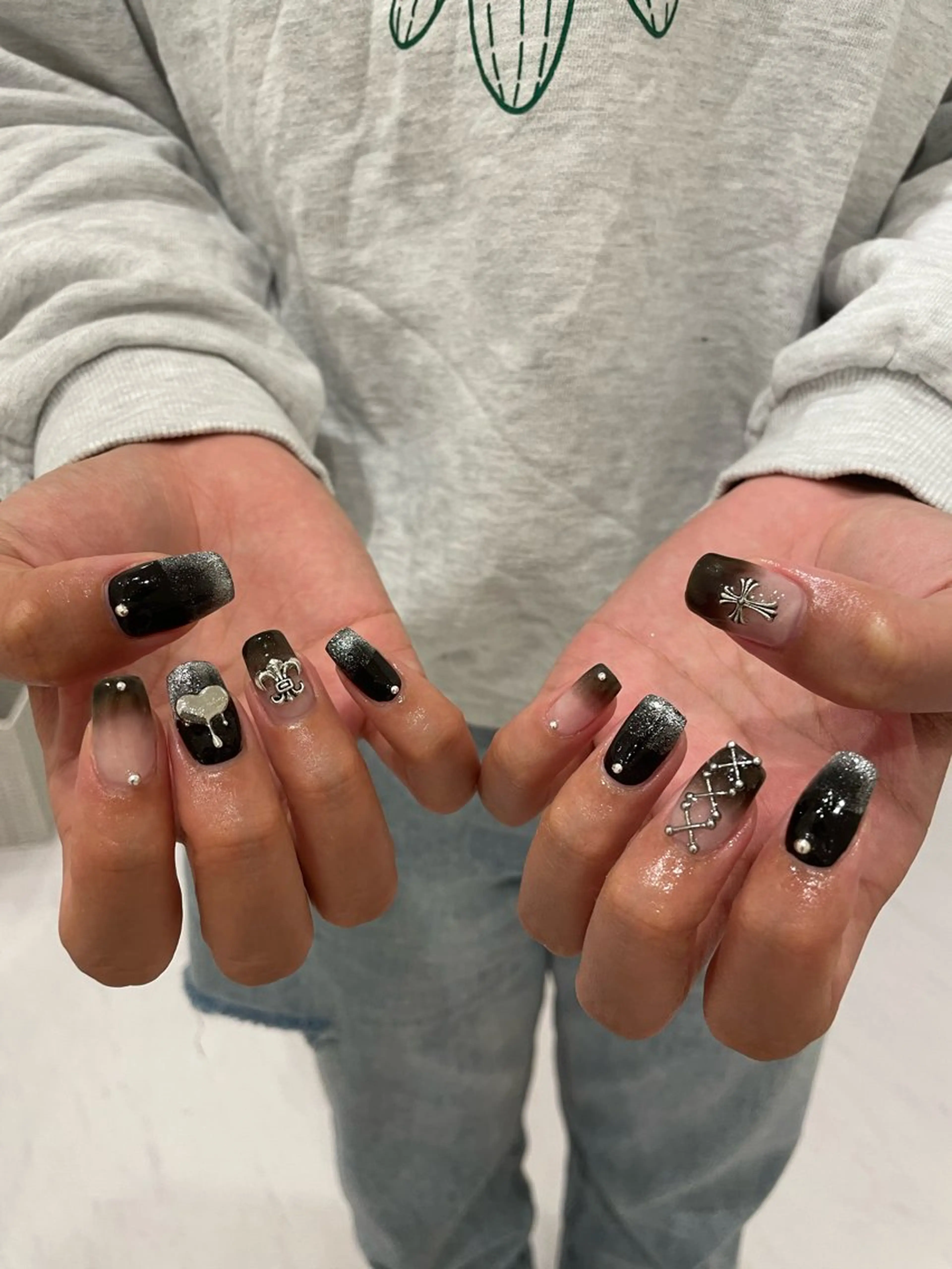 ネイル 束感まつ毛/ネイル/ LED♥KIRARAのマツエク・マツパデザイン