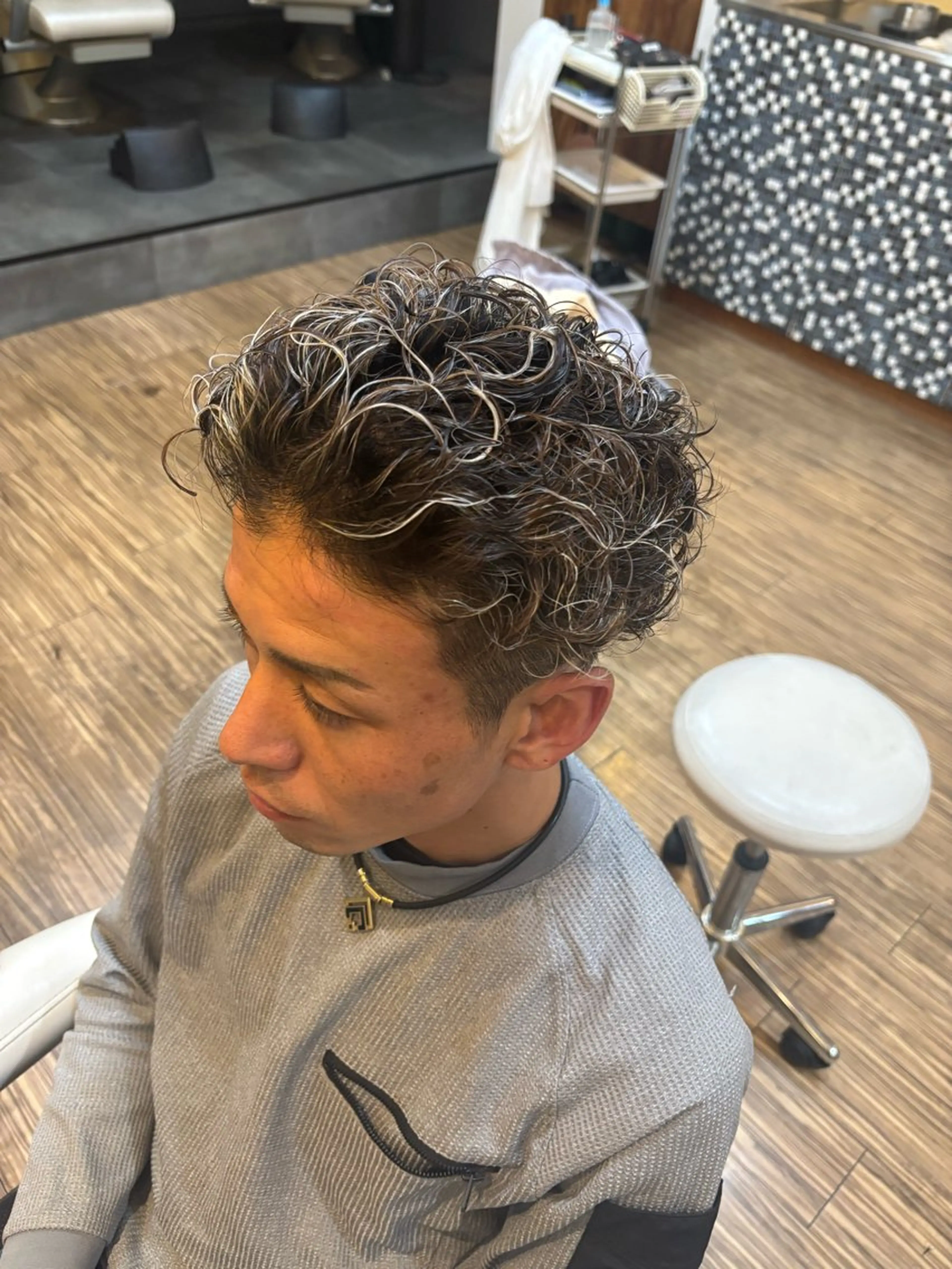 ✂️メンズカット➕メンズハイライト⭐️の写真