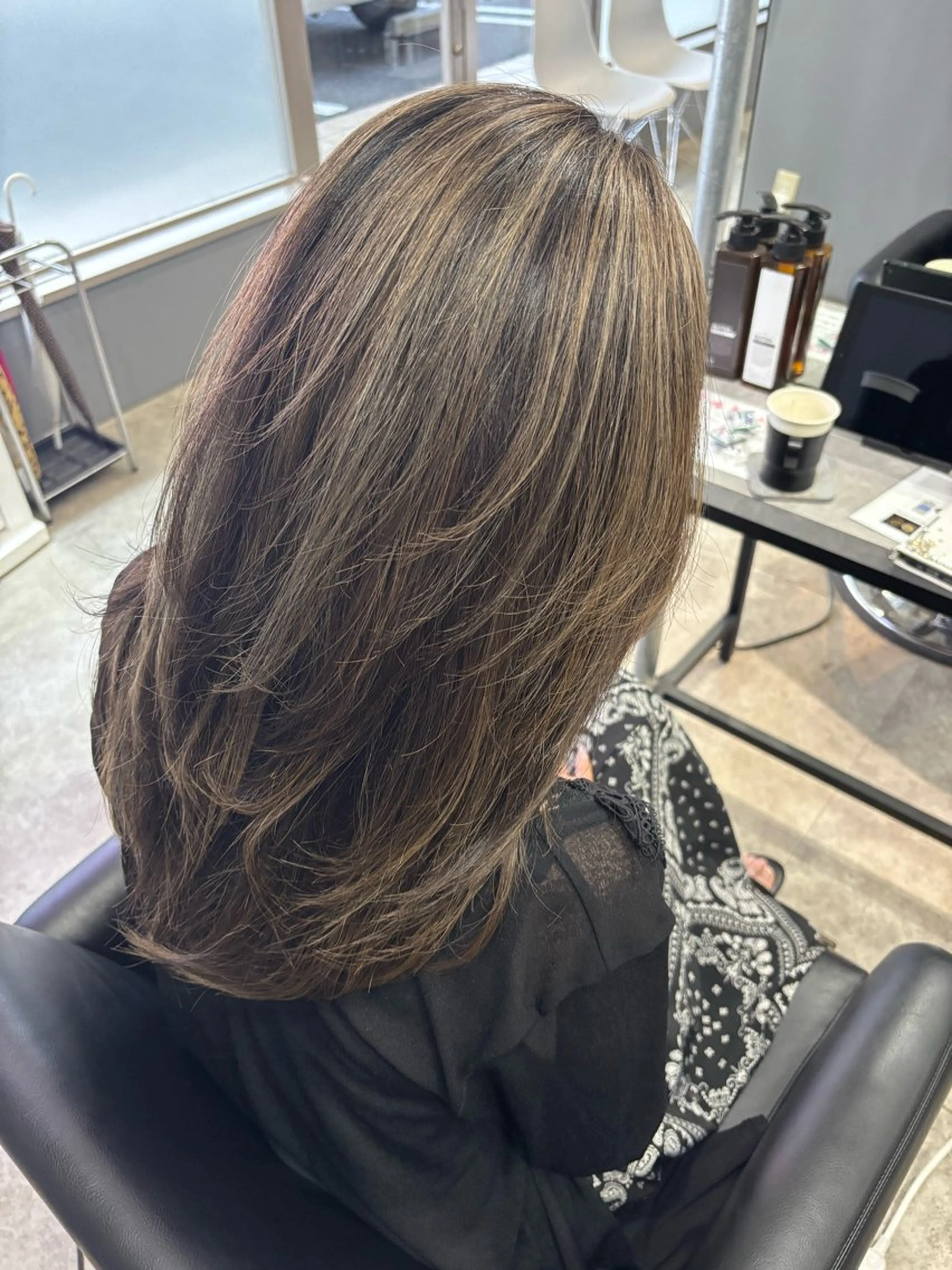 ミディアム カット ヘアカラー ✂︎GLITTER ✂︎東ヶ崎　湧✂︎のヘアスタイル