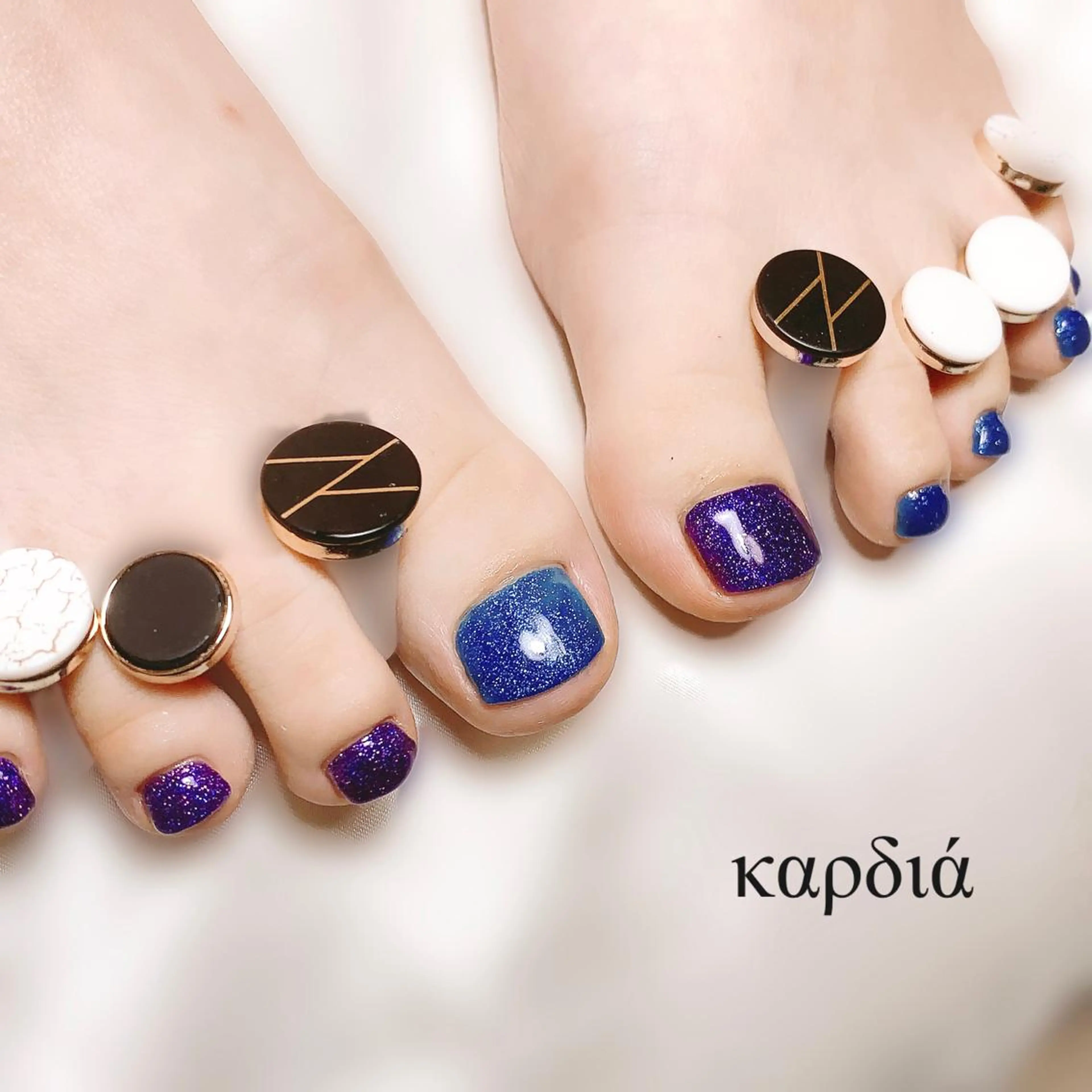 ネイル フットネイル καρδιά -ｶﾙﾃﾞｨｱ-のネイルデザイン