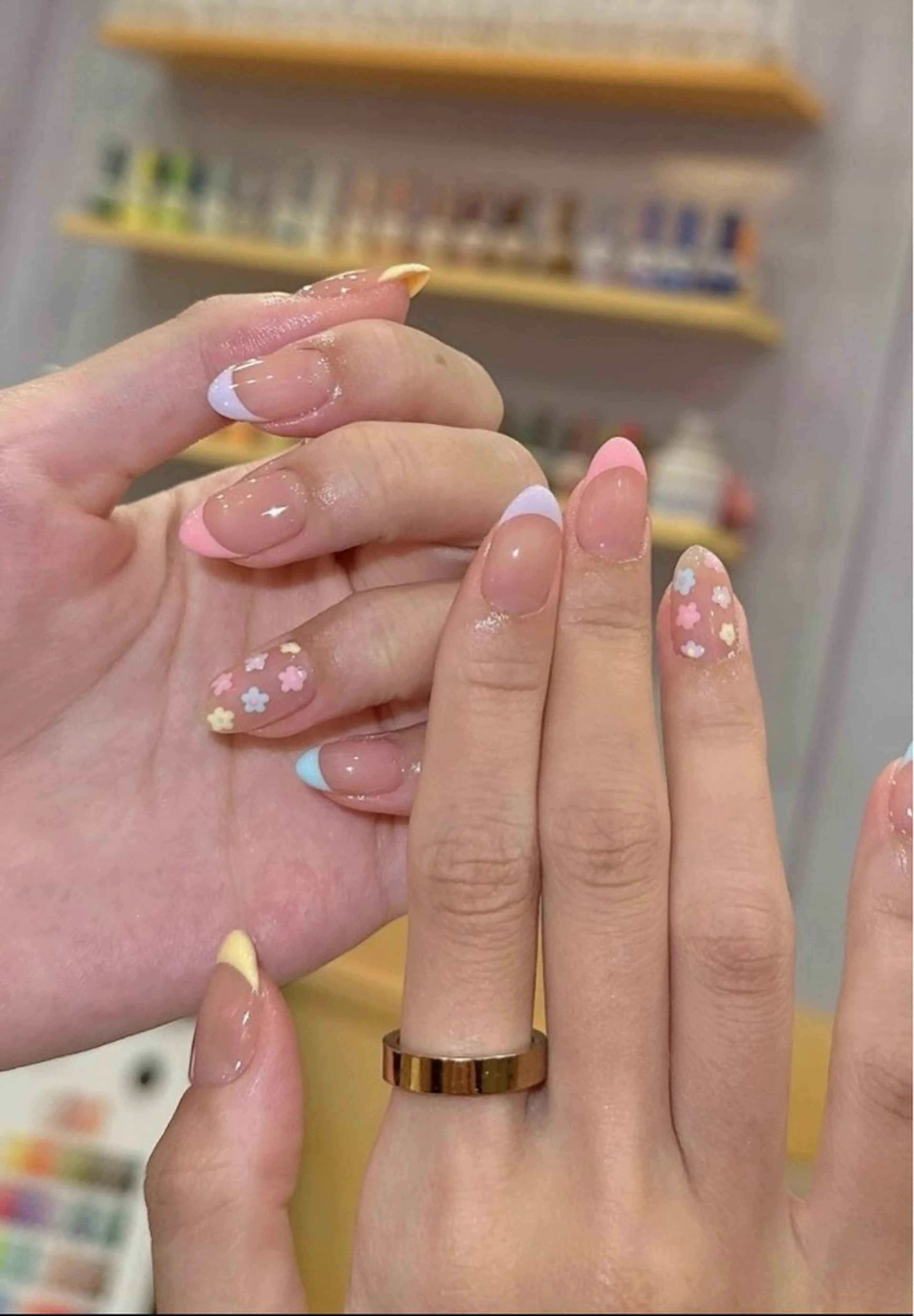 ネイル チークネイル フットネイル グラデーション 韓国ネイル ニュアンスネイル Kawaii Nail Salon所属・YURI NAIL NARITAのネイルデザイン