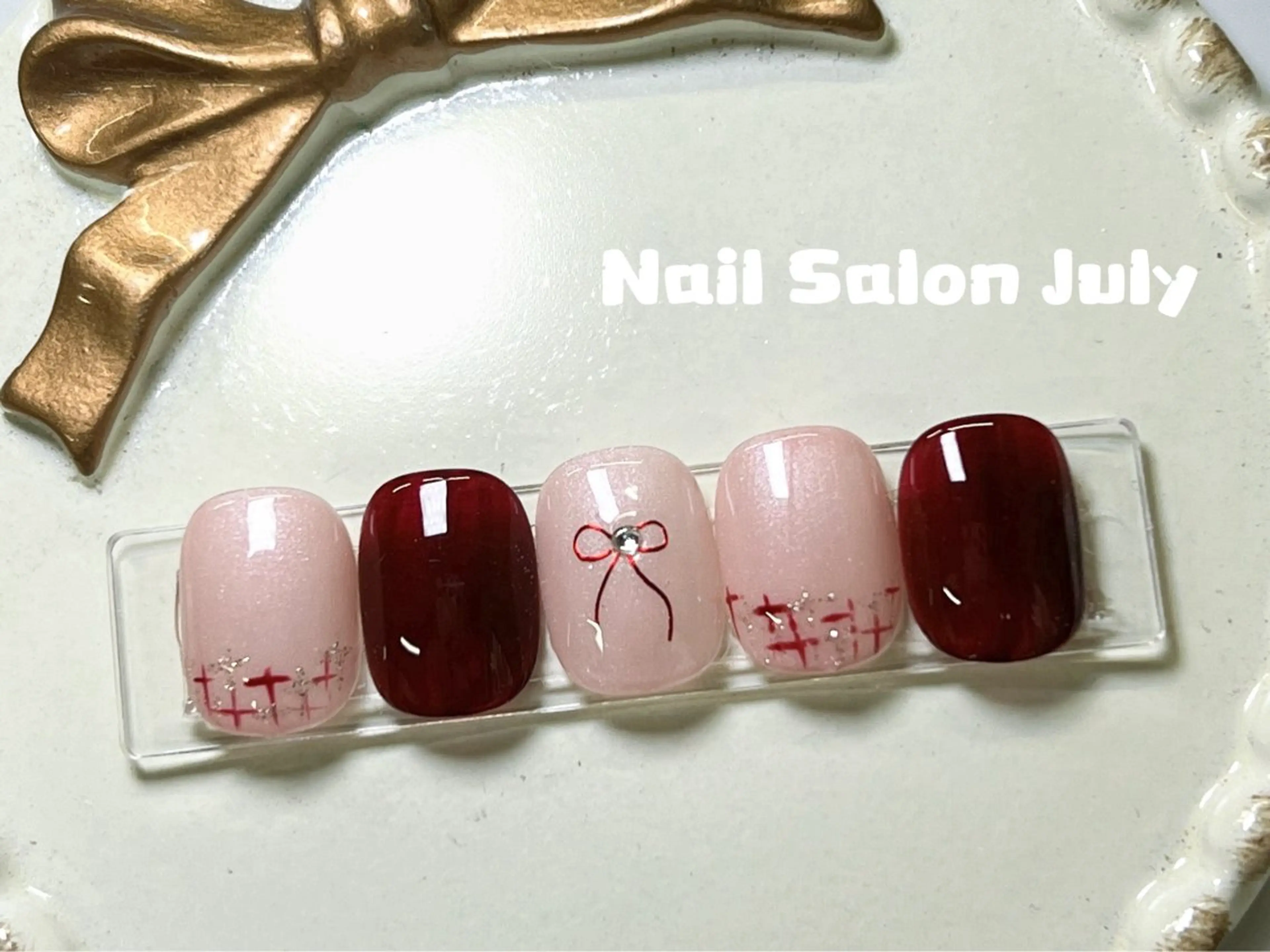 ネイル アートネイル オーロラネイル ジェルネイル ガーリー キラキラネイル ハンドネイル July モモのネイルデザイン