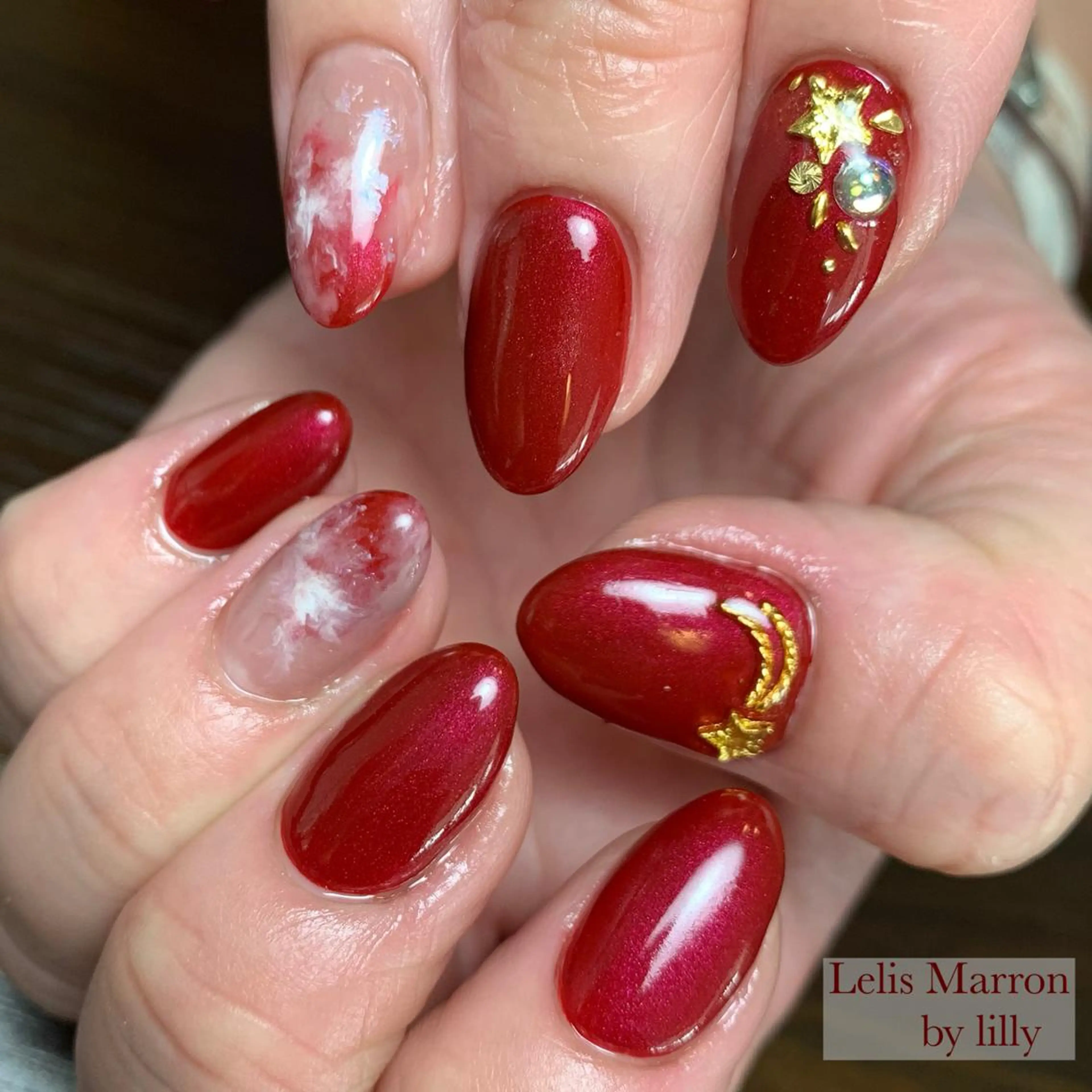 ネイル ボルドー ニュアンスネイル Lelis Marron所属・岸 侑李のネイルデザイン