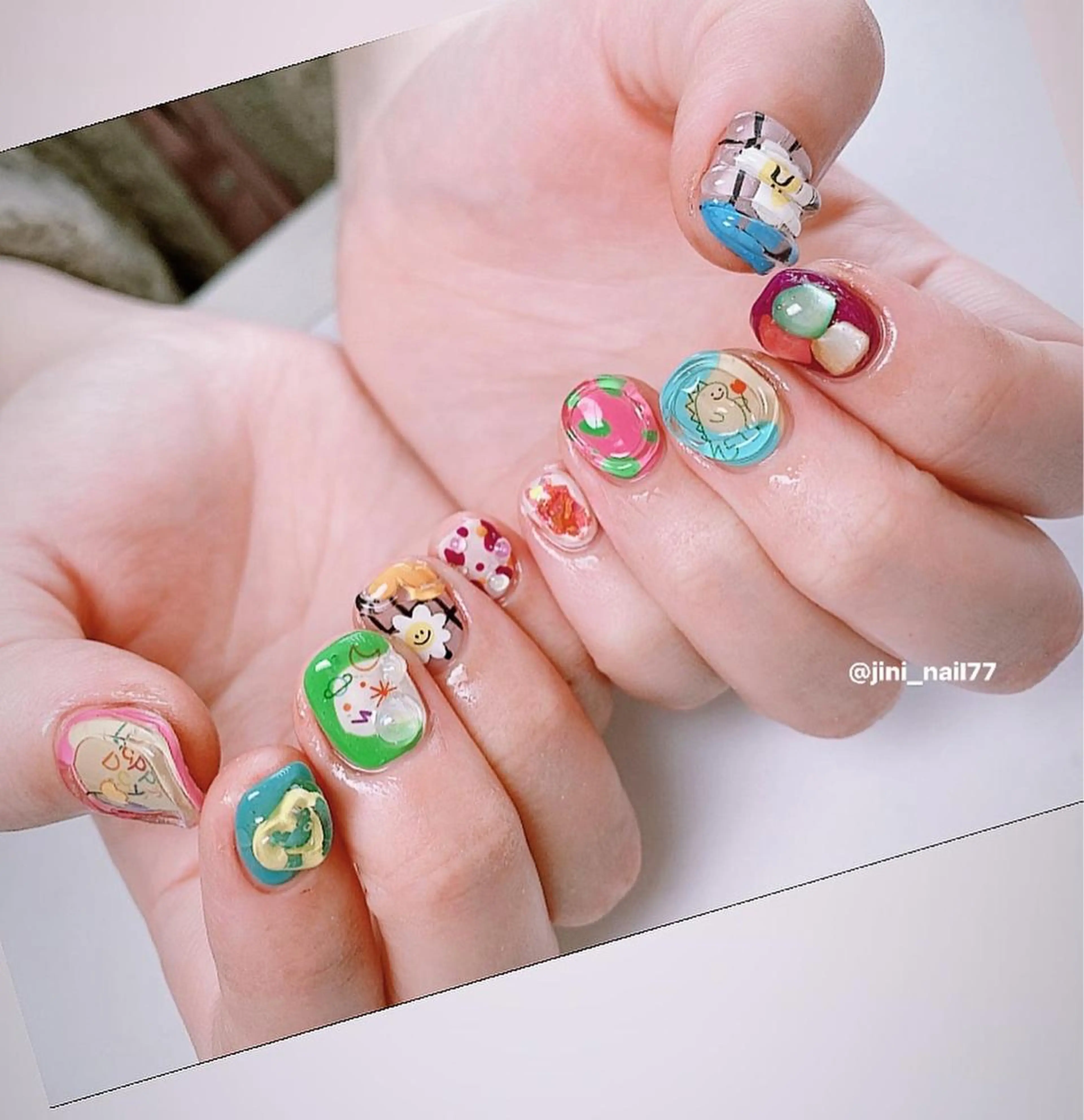 ネイル ハンドネイル JINI NAIL所属・ジニ ネイルのネイルデザイン