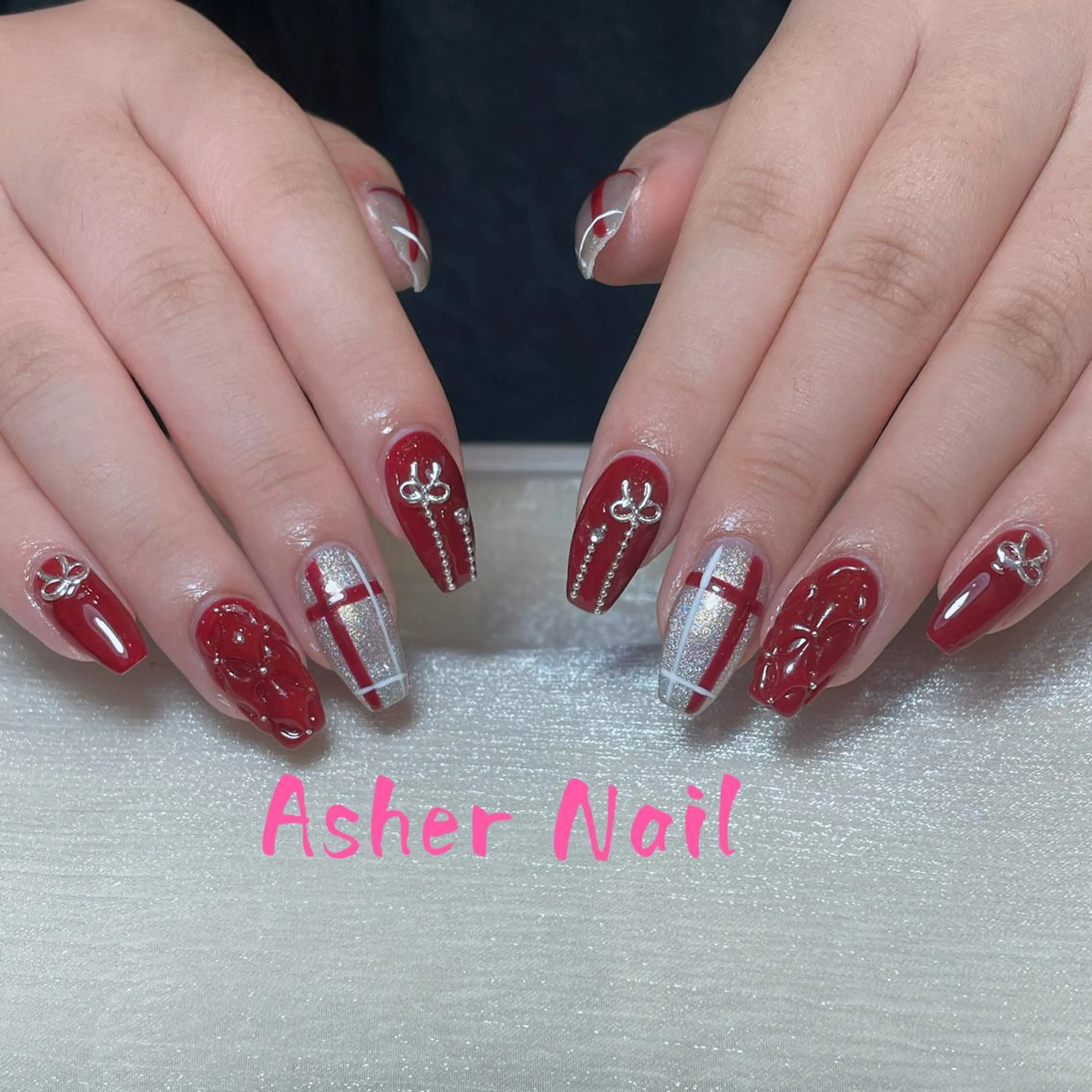 ネイル キラキラネイル 韓国ネイル マグネットネイル マットネイル 持ち込み ハンドネイル ハンドケア Mio ⛱のネイルデザイン