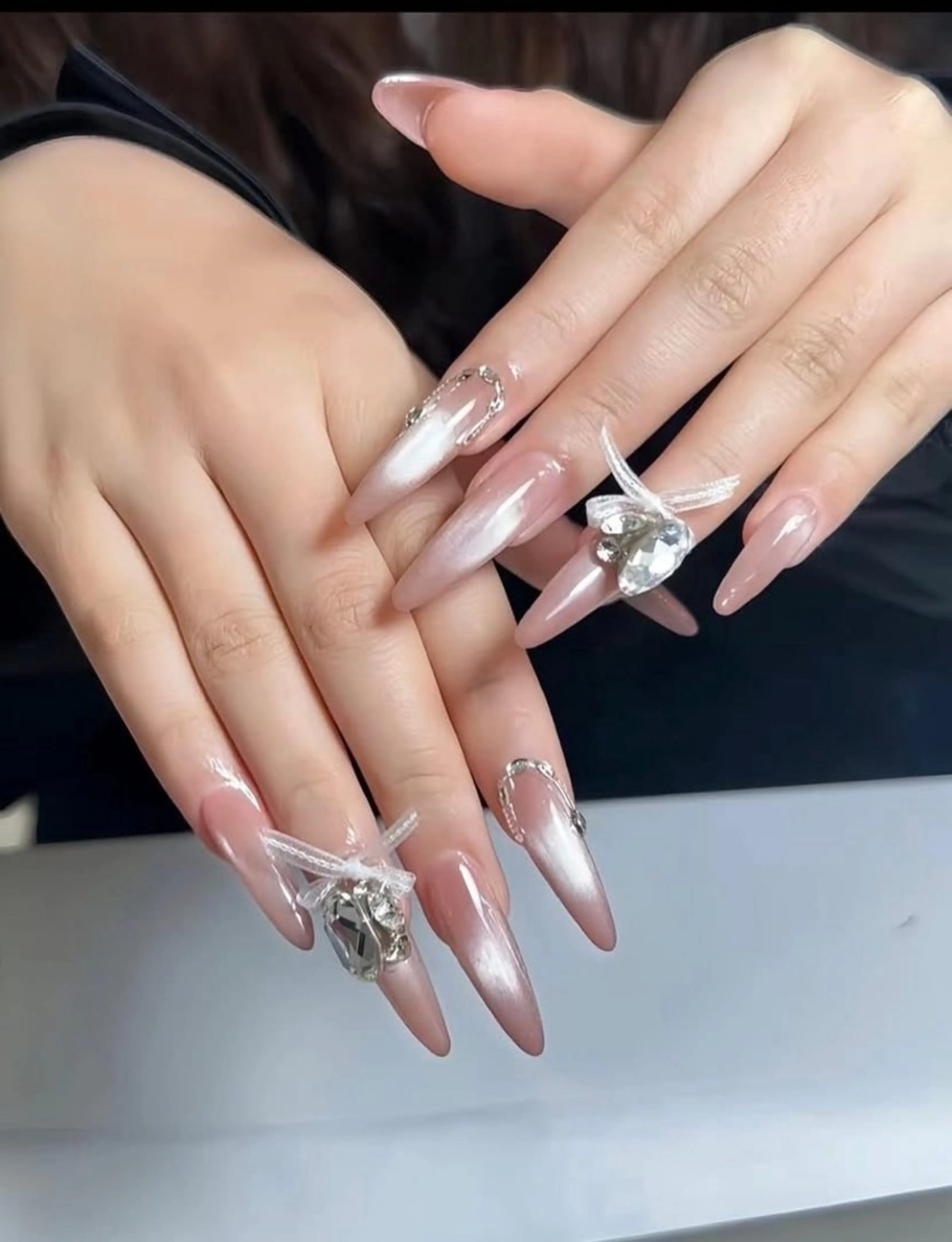 長さ出し10本＋フレンチ🥰orマグネット🧲orミラー🪞+デザイン4本　¥8500の写真