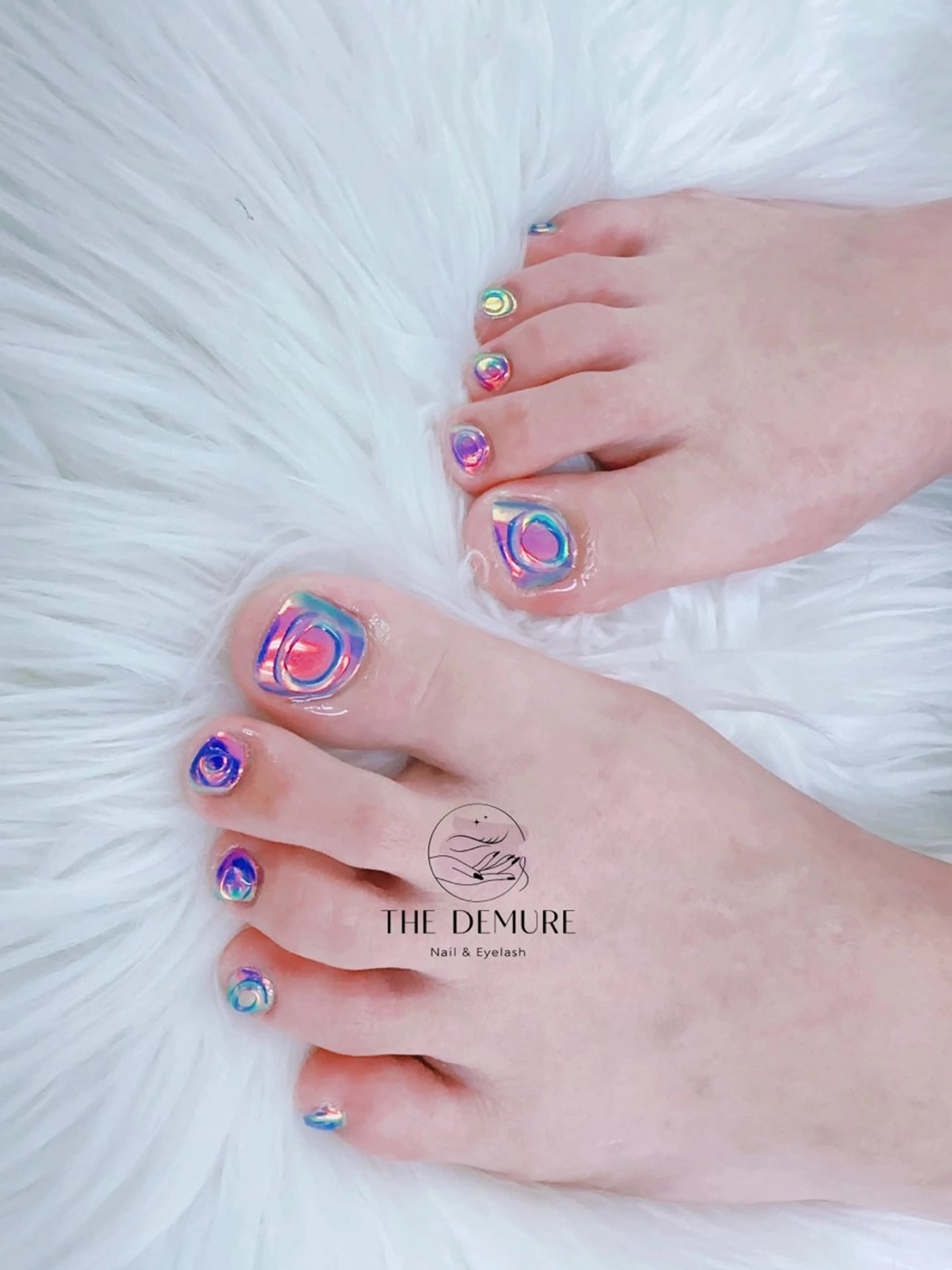 ネイル アートネイル キラキラネイル 韓国ネイル 水色 ロングネイル フットネイル NailDemure 【銀座店】のネイルデザイン