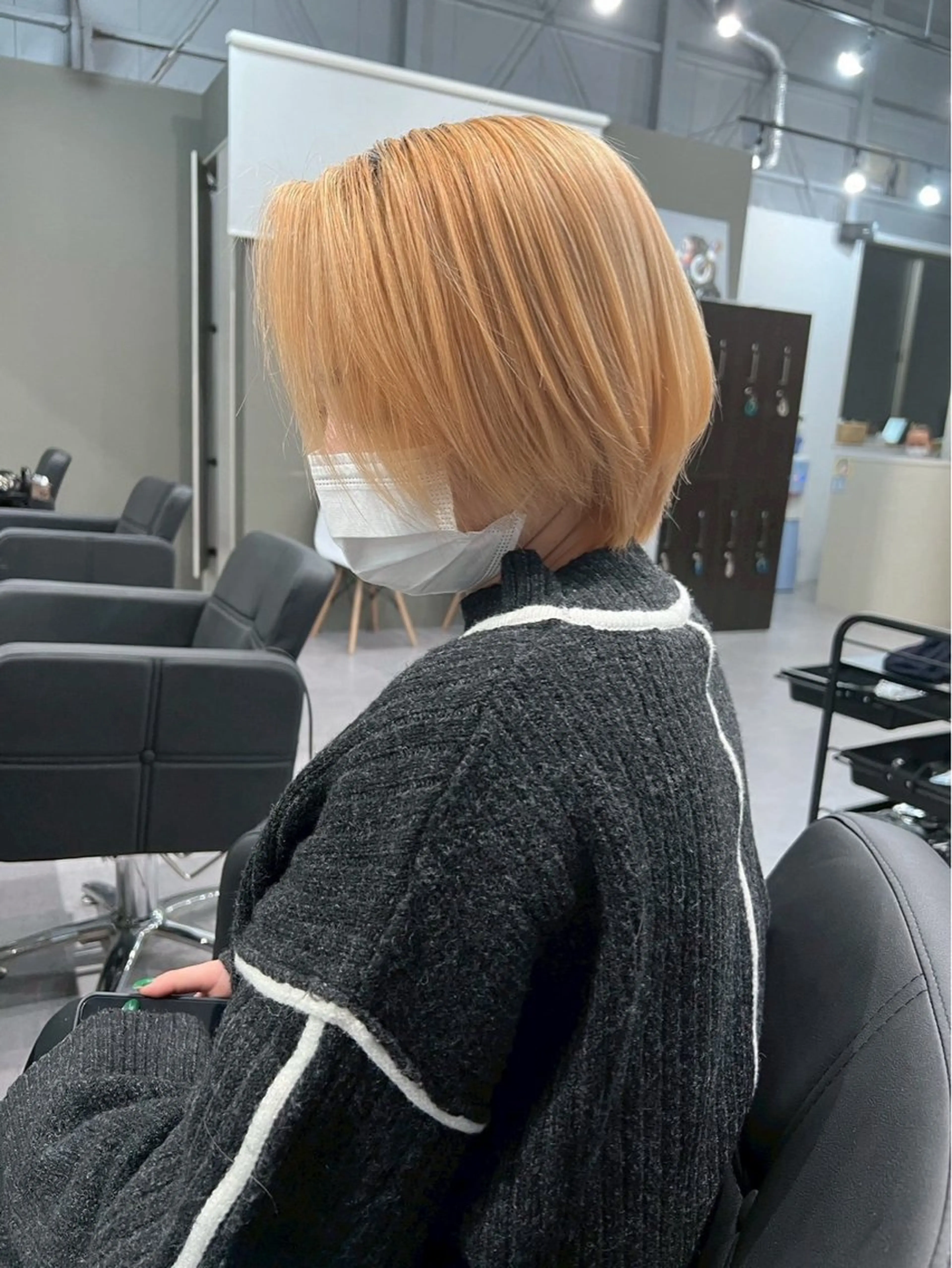 ショート カラー ヘアカラー SEINA️️/烏丸 ブリーチ/ハイトーンのヘアスタイル