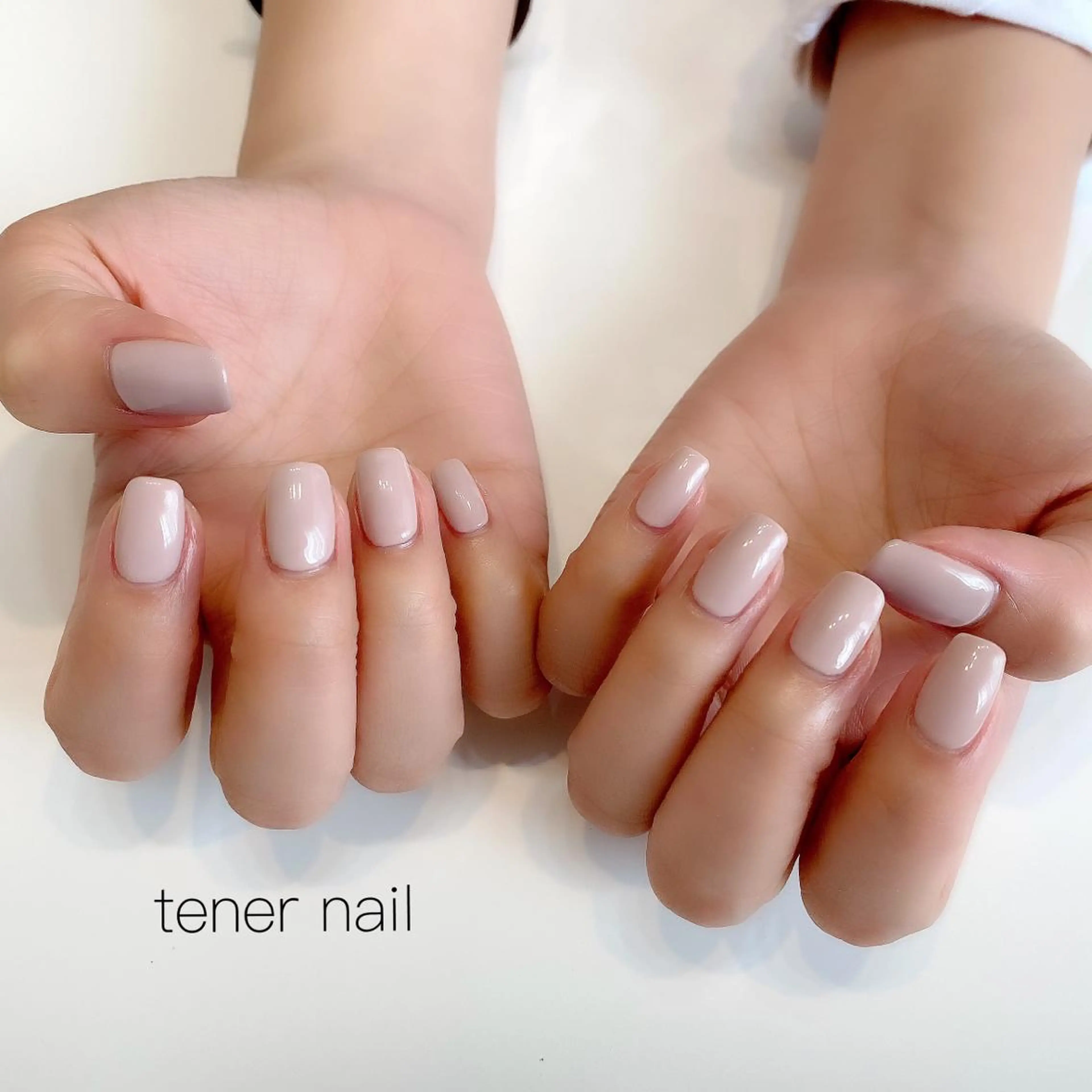 ネイル マットネイル オフィスネイル ワンカラーネイル ピンク ホワイト tener  nail  テネルネイル所属・テネルネイル tener nailのネイルデザイン