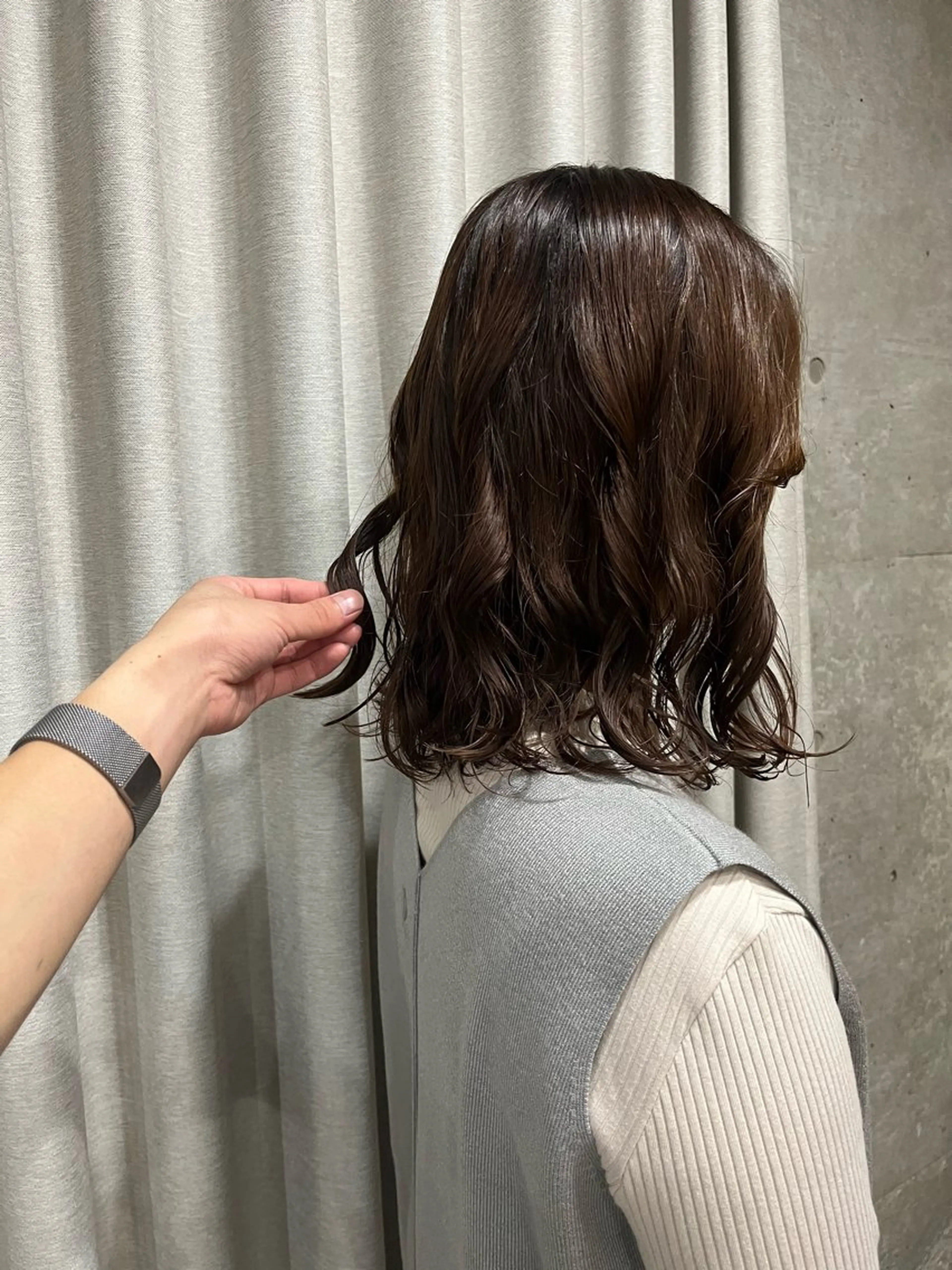 ミディアム パーマ ショートカット無料/ 小顔ショートのヘアスタイル