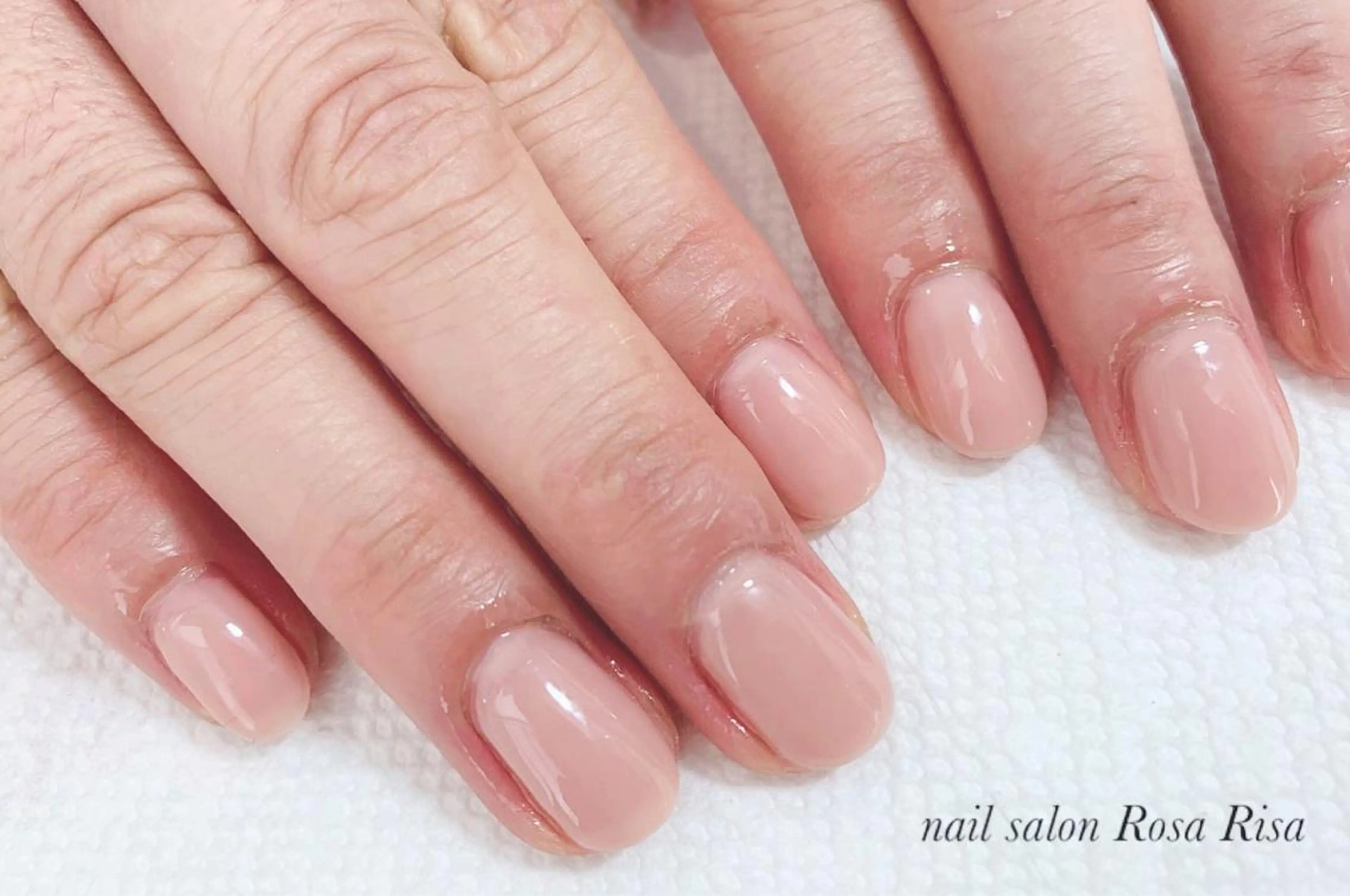 ショート ネイル ハンドネイル ネイルスタジオ シェイクユアハンズのネイルデザイン