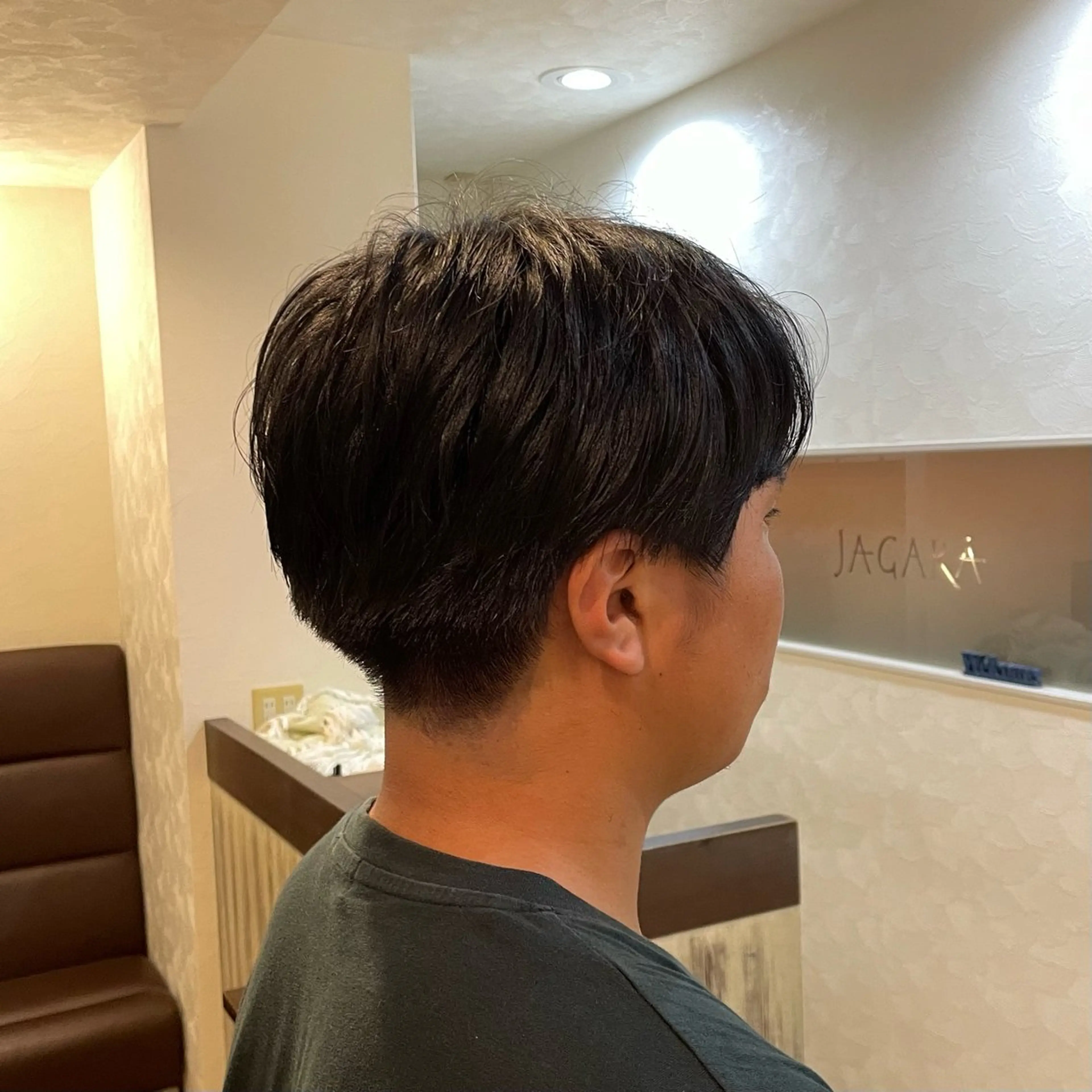 カラー メンズ マッシュ 刈り上げ ピンク・ラベンダー/ レイヤー/NANAのヘアスタイル