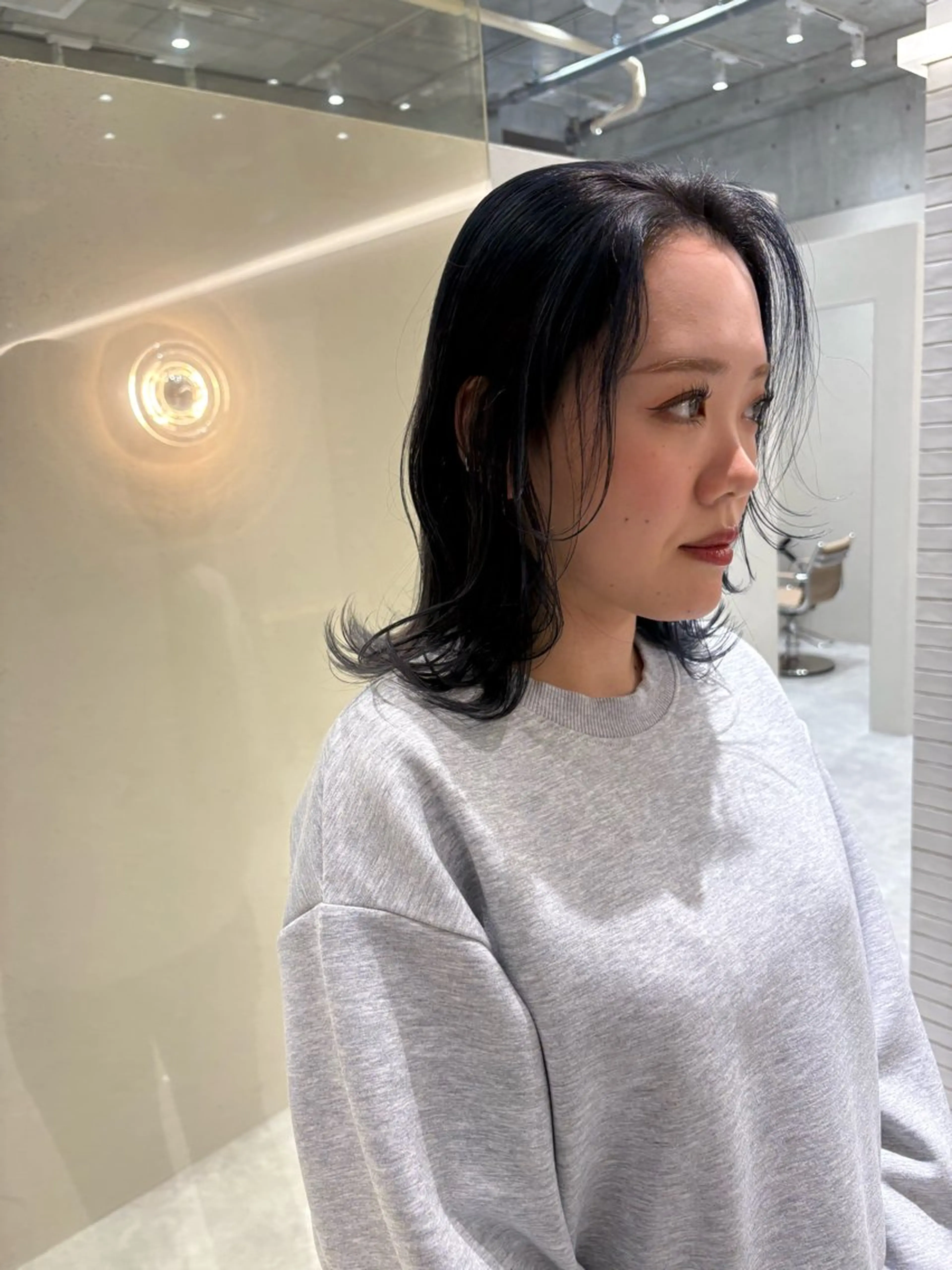 ミディアム カラー カット ヘアカラー トリートメント 吉武 茂暉のヘアスタイル