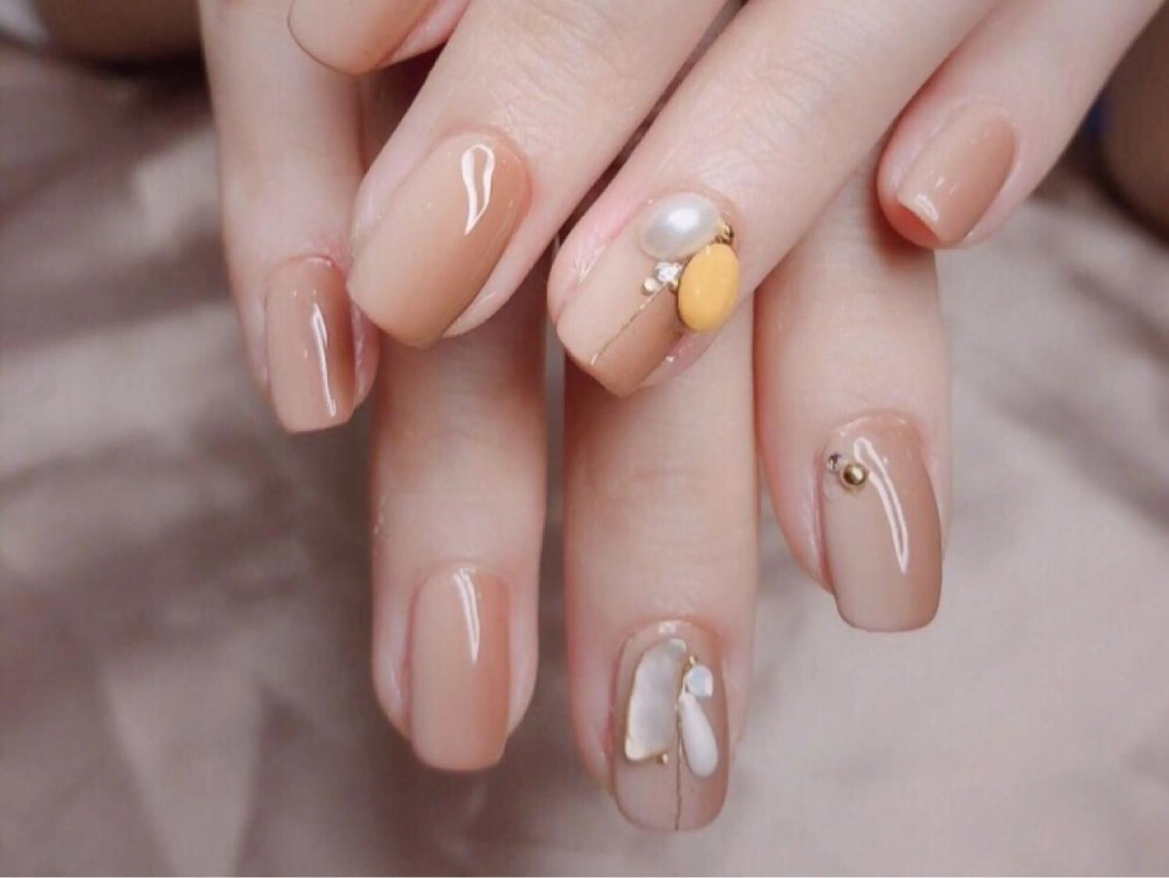 ネイル UU Salon所属・UU ゆきのネイルデザイン