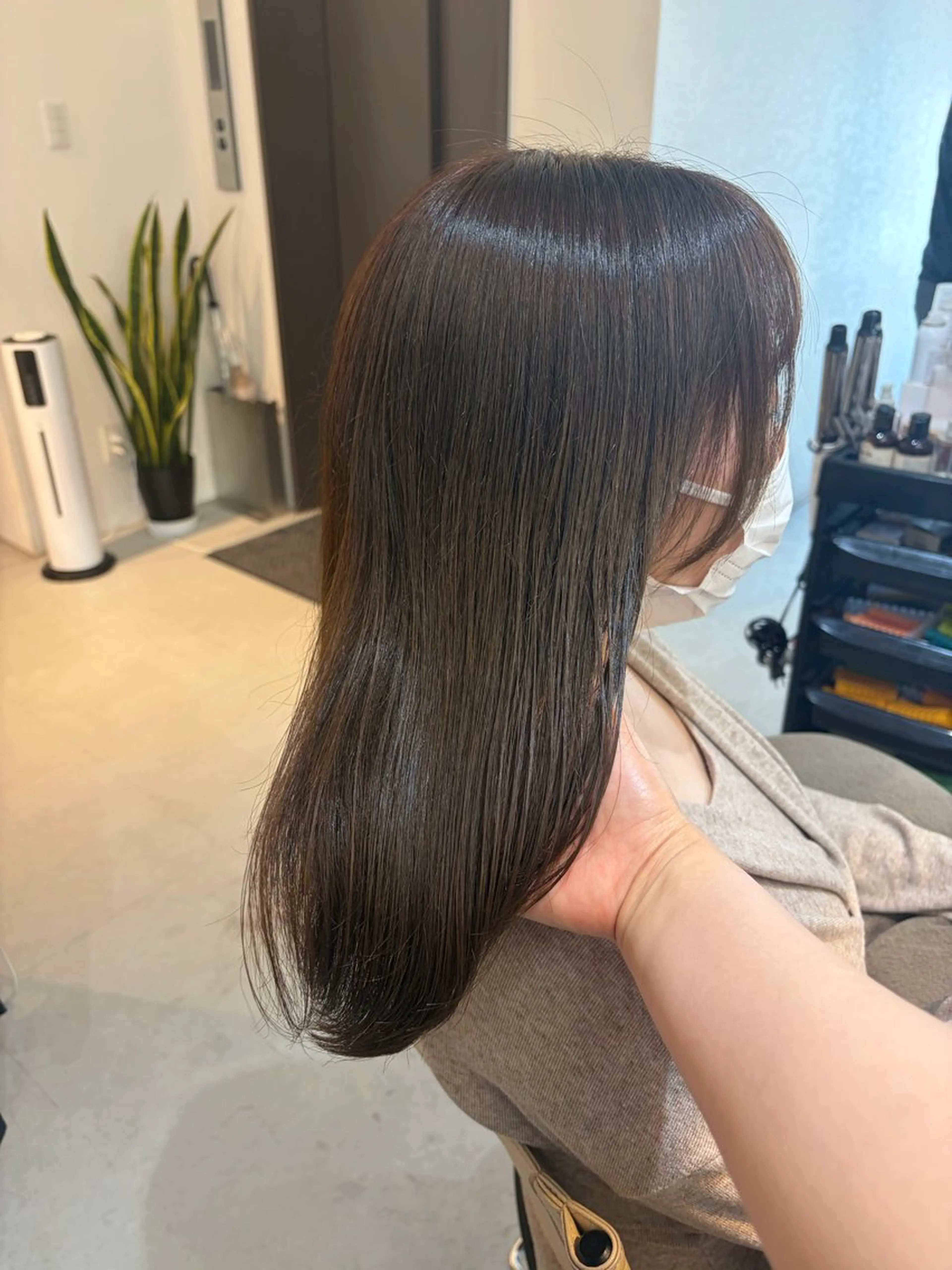 ミディアム カット ヘアカラー トリートメント ✨色持ちの良い艶 カラー✨蟹江真世のヘアスタイル