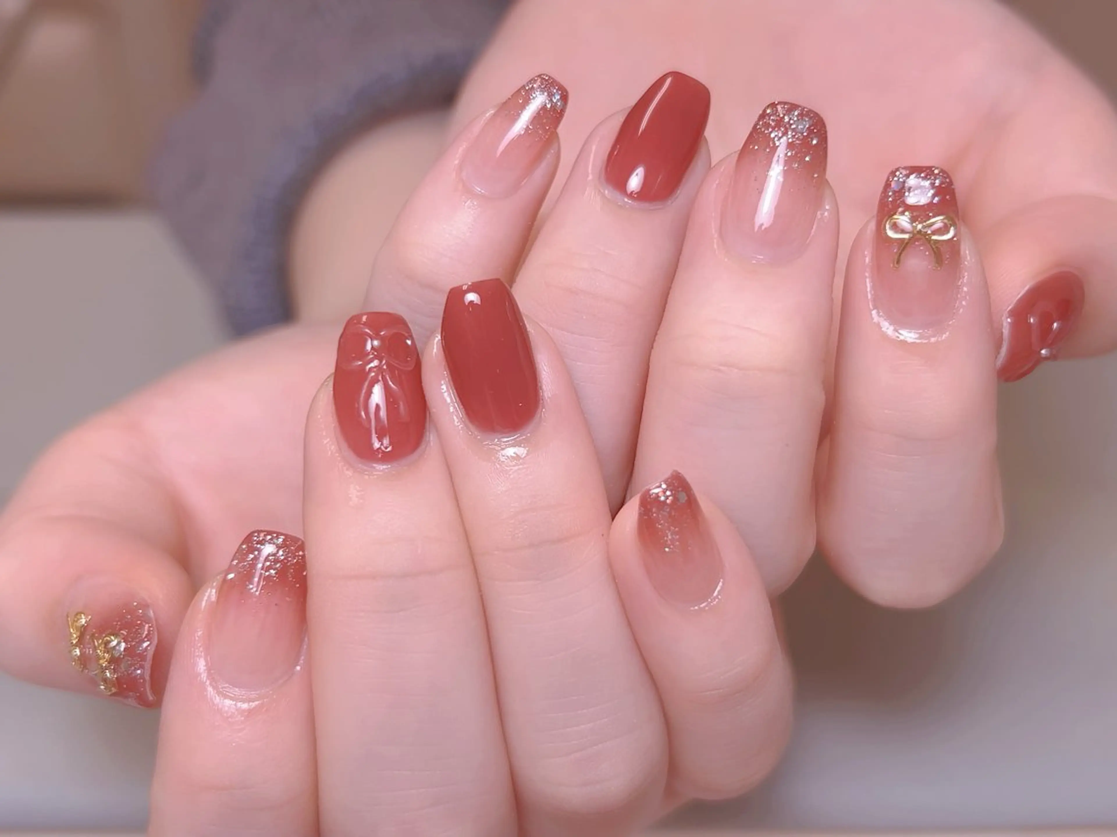 ネイル フレンチネイル ジェルネイル グラデーション 韓国ネイル マグネットネイル ハンドネイル 【長さ出し】 IRIS NAILのネイルデザイン