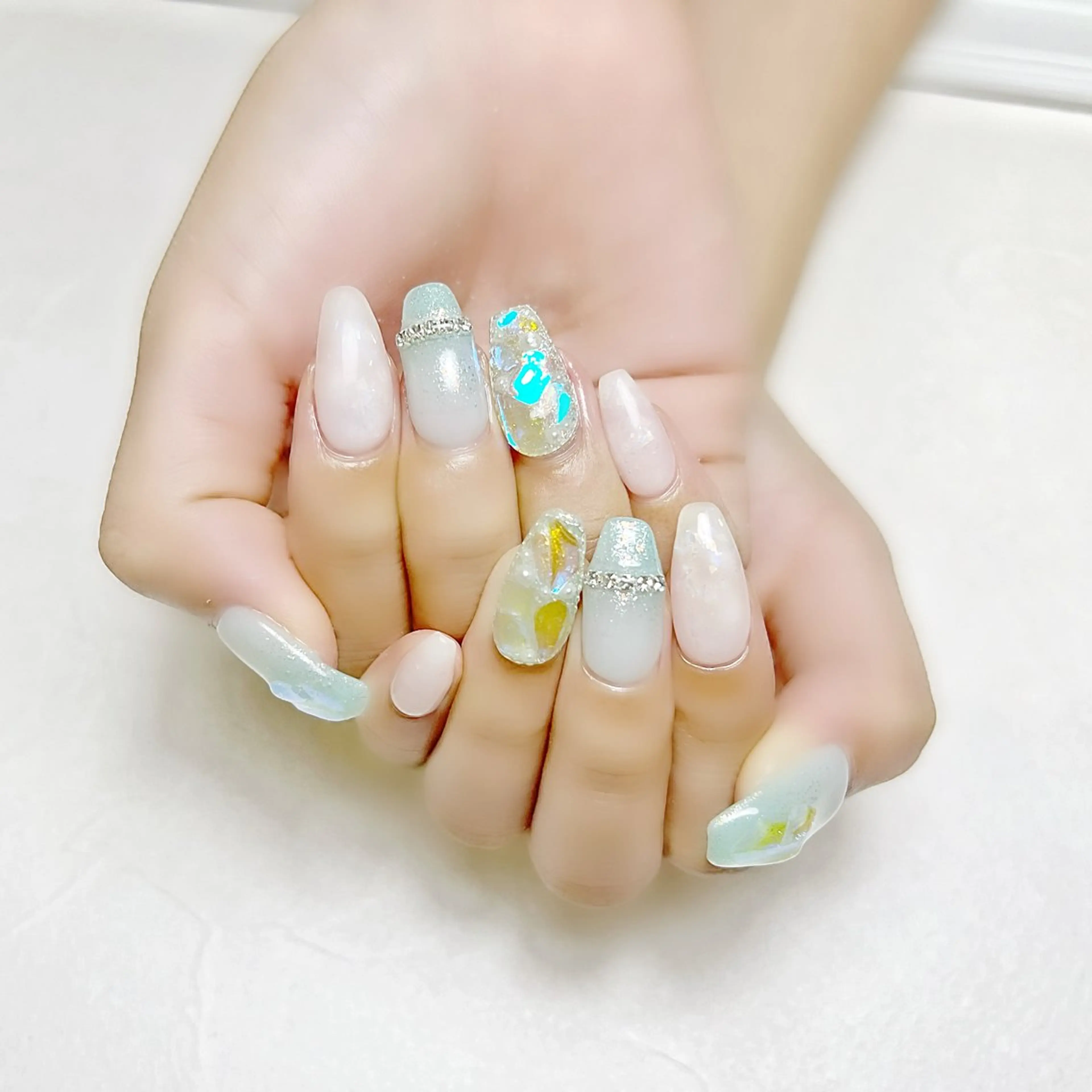 ネイル グラデーション グリーン 氷ネイル・うるうるネイル ラメ(グリッター) 夏ネイル rouse nail RISATOのネイルデザイン