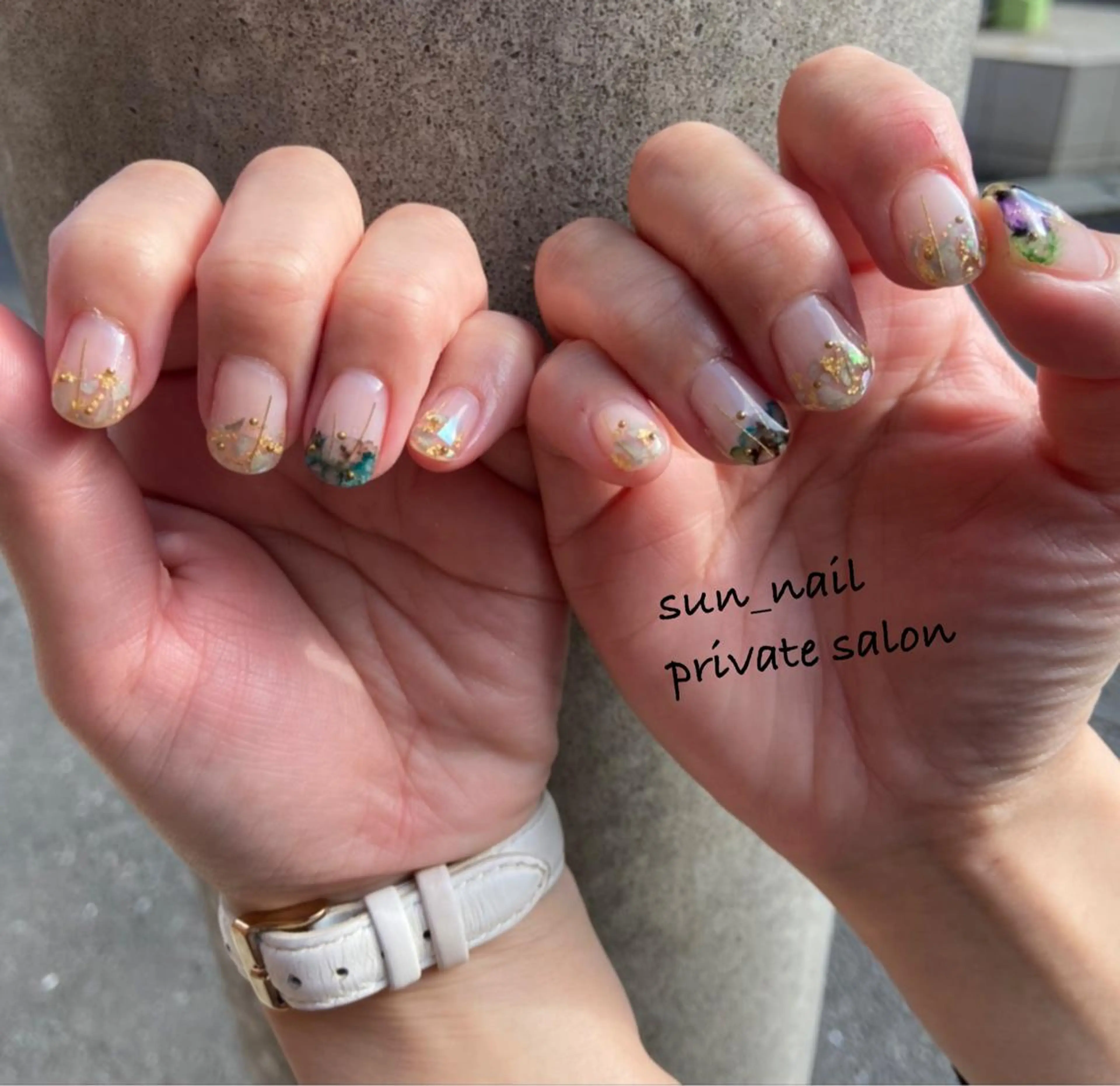 ネイル アートネイル ミラーネイル ニュアンスネイル . unffのネイルデザイン